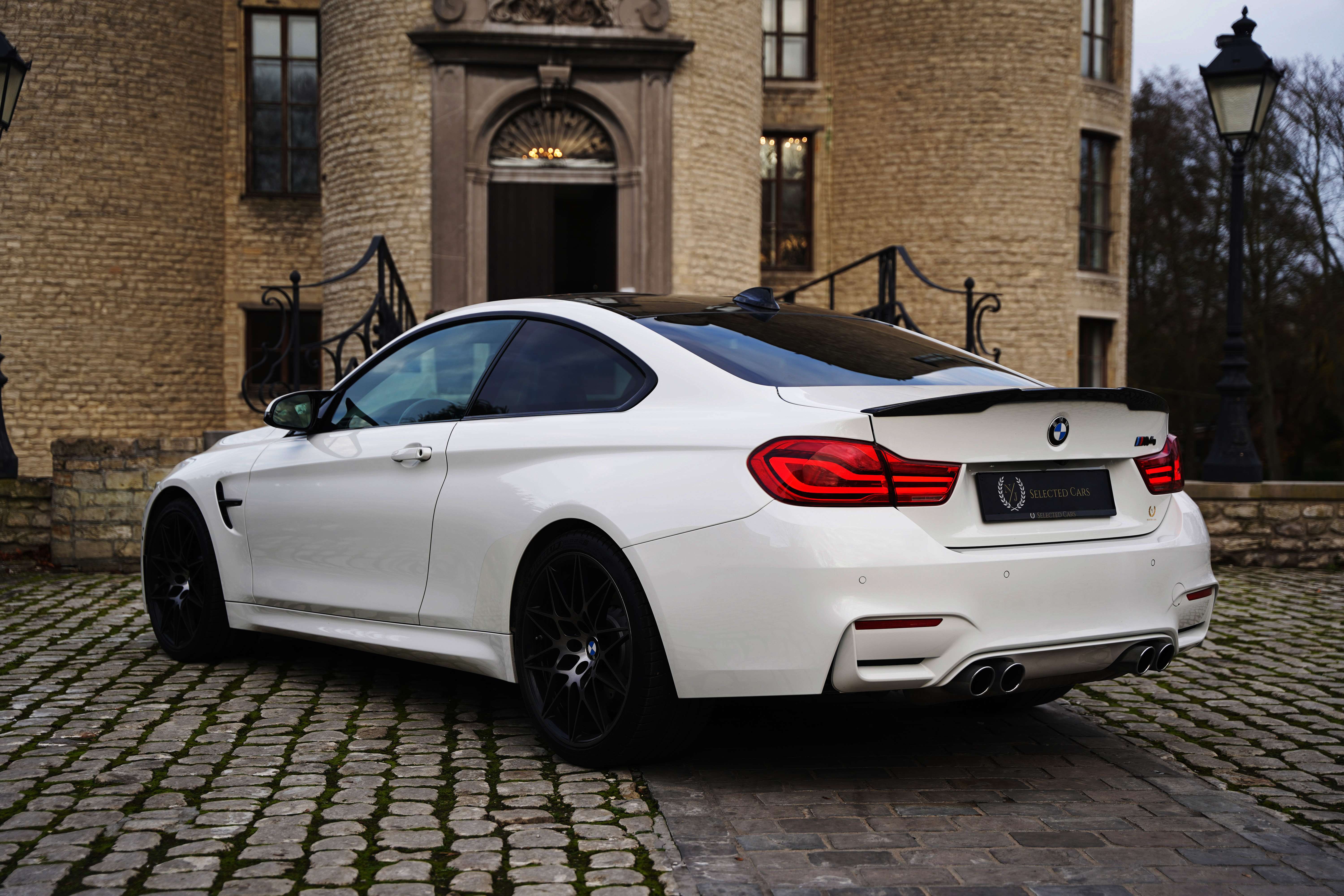 BMW M4 COMPETITION*PACK CARBON*HARMAN KARDON*HUD*SHADOW L