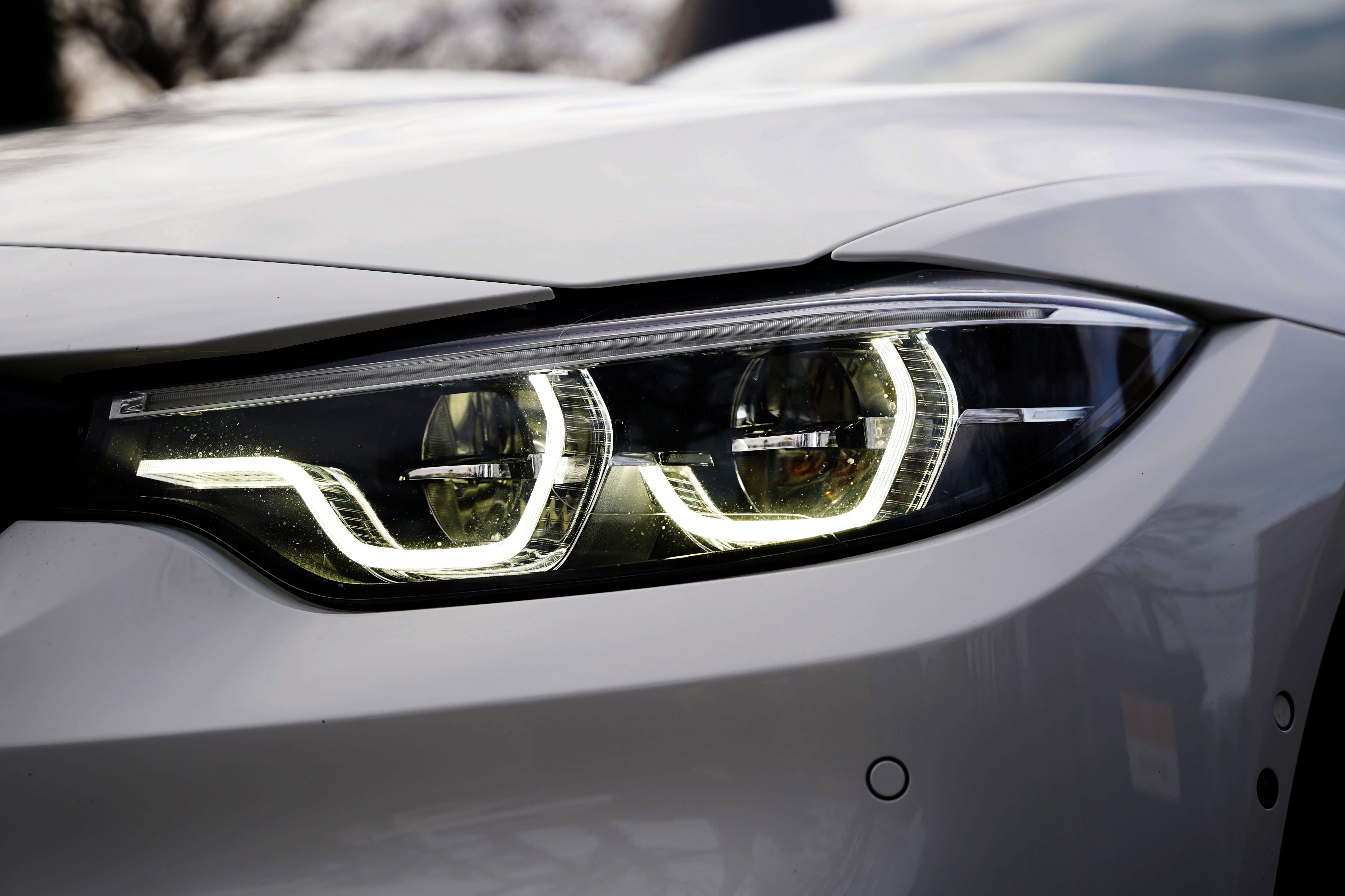 BMW M4 COMPETITION*PACK CARBON*HARMAN KARDON*HUD*SHADOW L