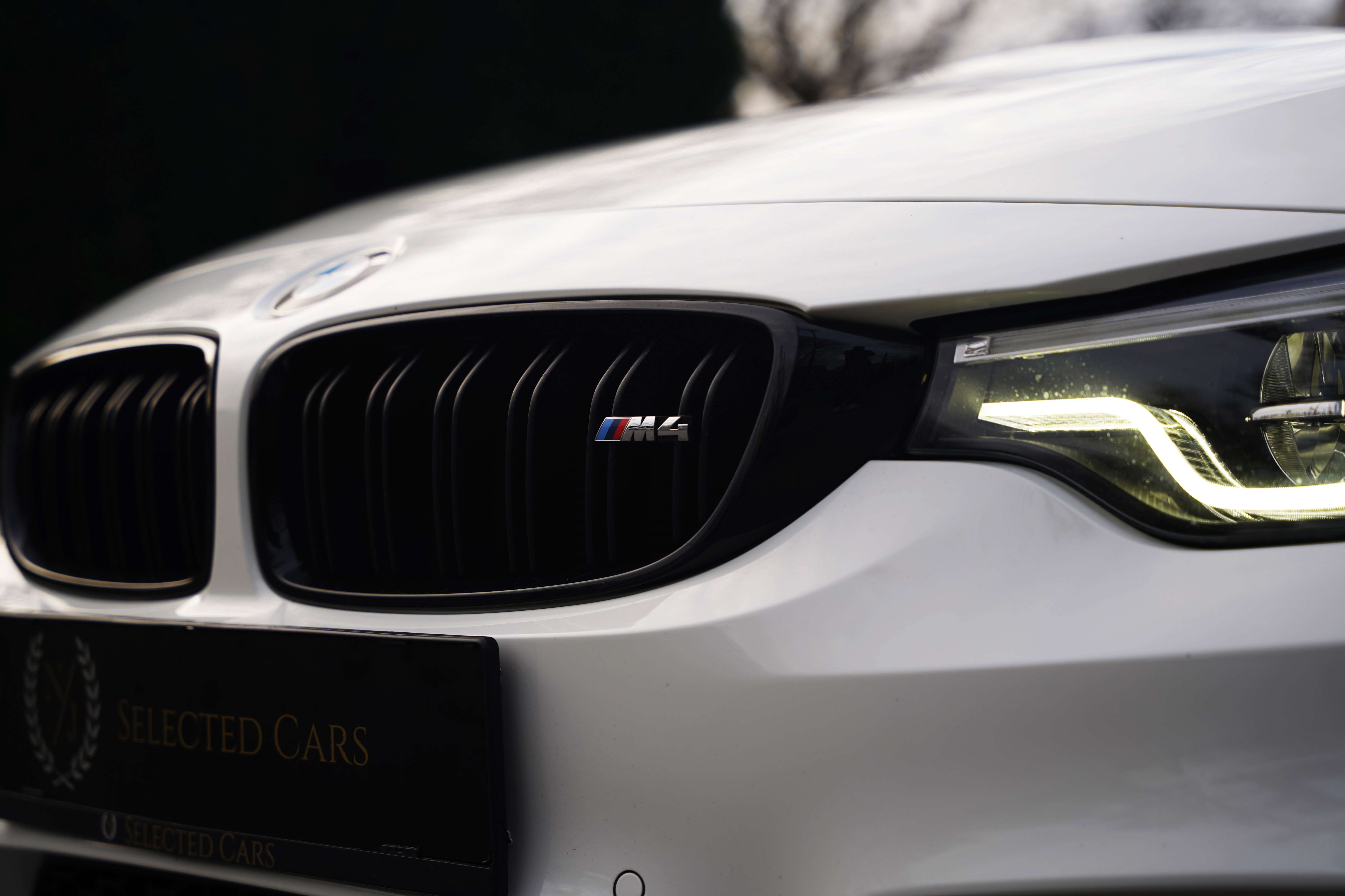 BMW M4 COMPETITION*PACK CARBON*HARMAN KARDON*HUD*SHADOW L