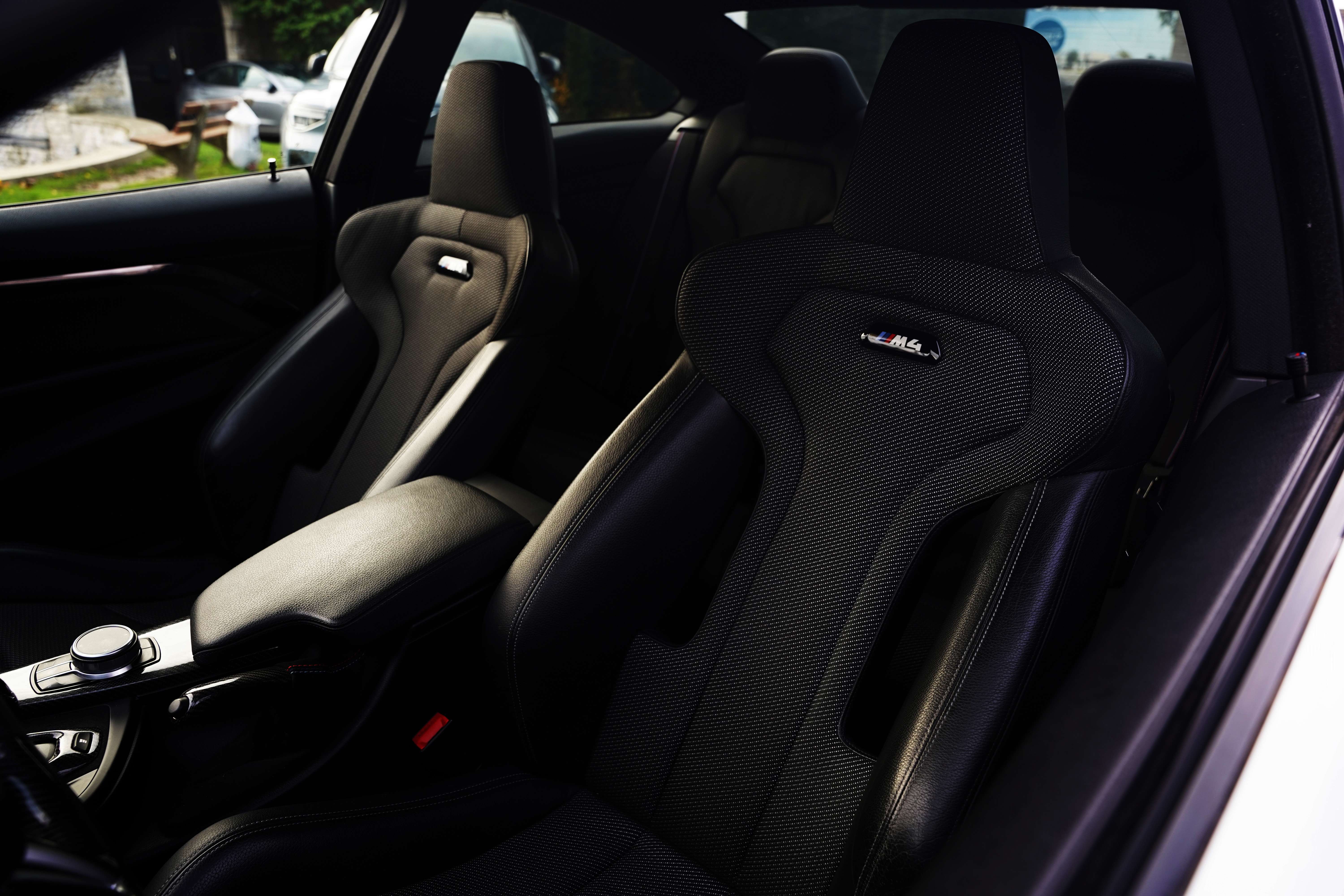 BMW M4 COMPETITION*PACK CARBON*HARMAN KARDON*HUD*SHADOW L