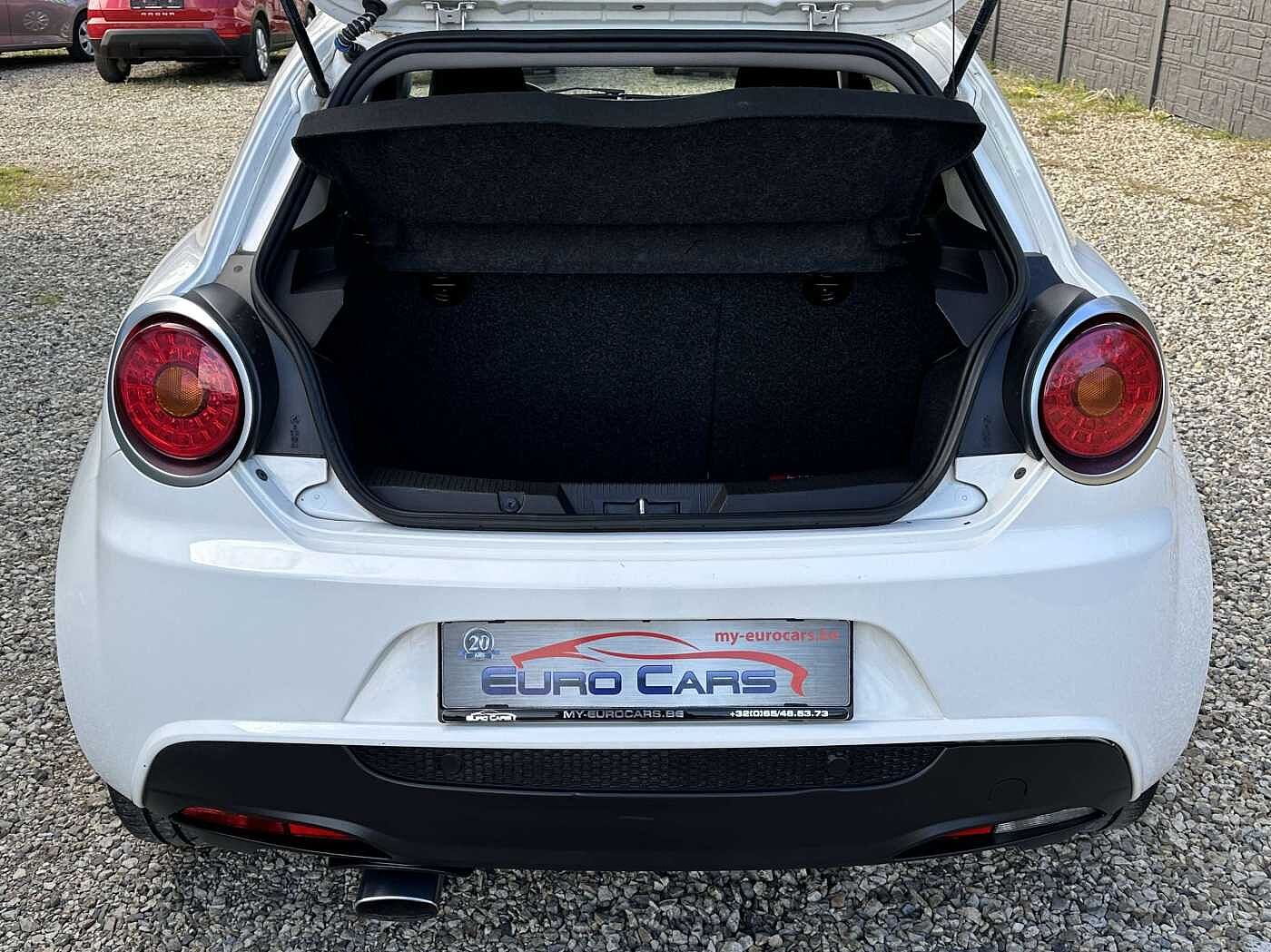 Alfa Romeo MiTo 1.4i Super FAIBLE EN TAXE/CLIM/BLUETOOTH/SENSOR/CRUISE/GARANTIE 12 MOIS
