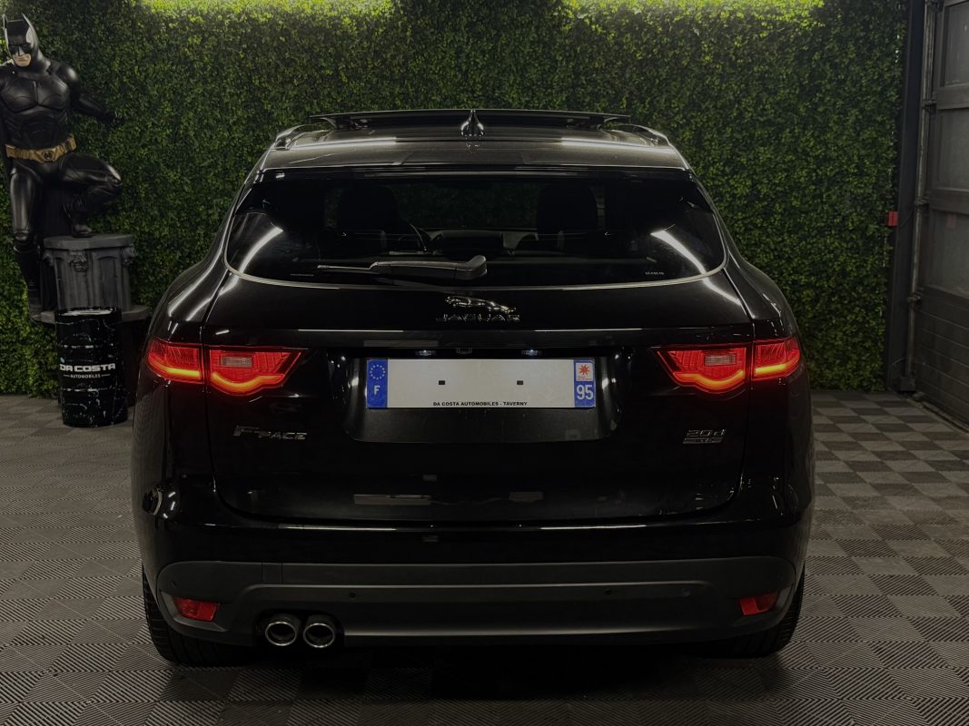 Jaguar F-pace 4x4 2.0 180 Cv BOITE AUTO INTERIEUR CUIR TOIT OUVRANT GRAND GPS - GARANTIE 1 AN