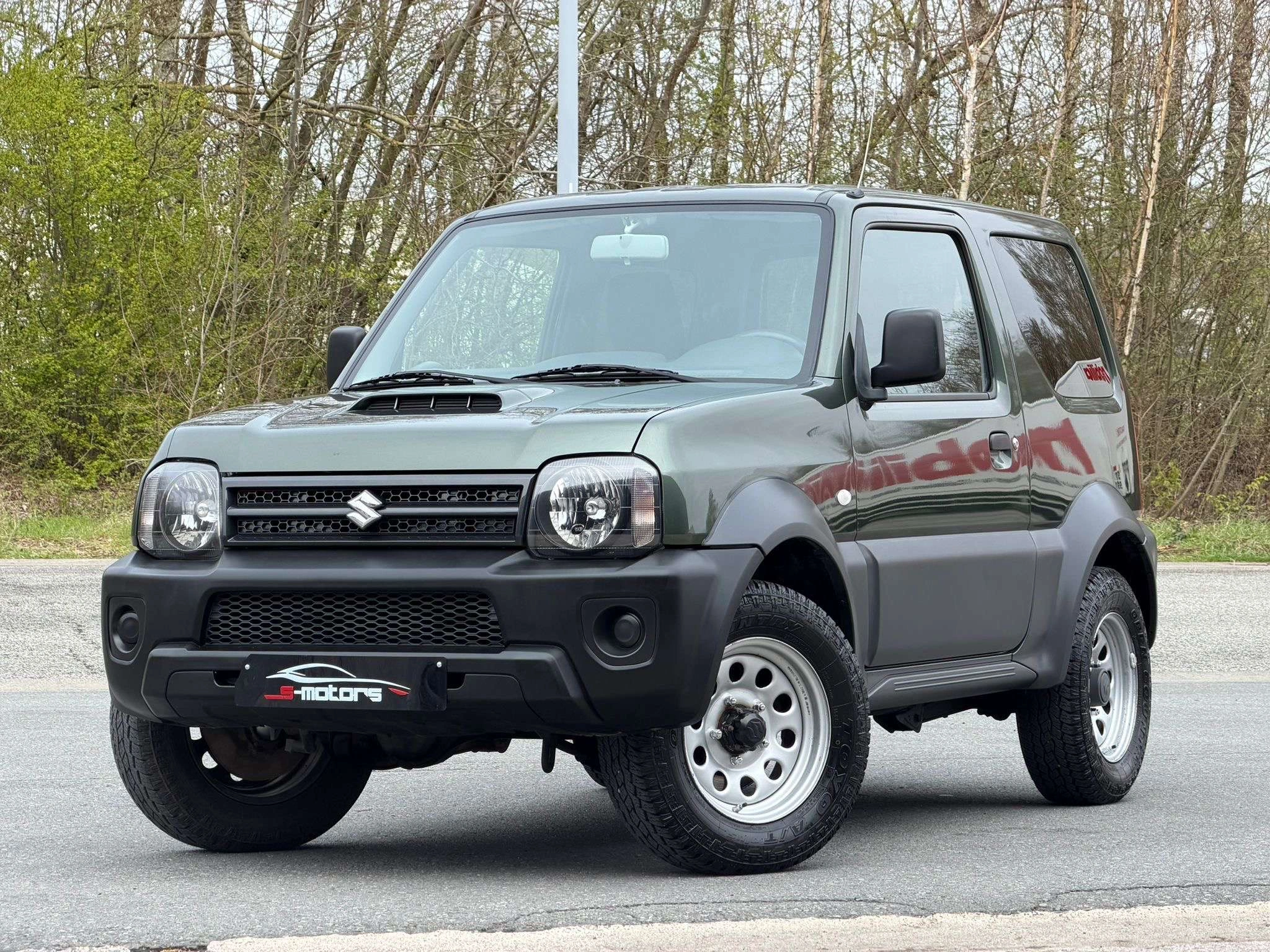 Suzuki Jimny 1.3i • 4X4 • TRES PROPRE • GARANTIE 1AN