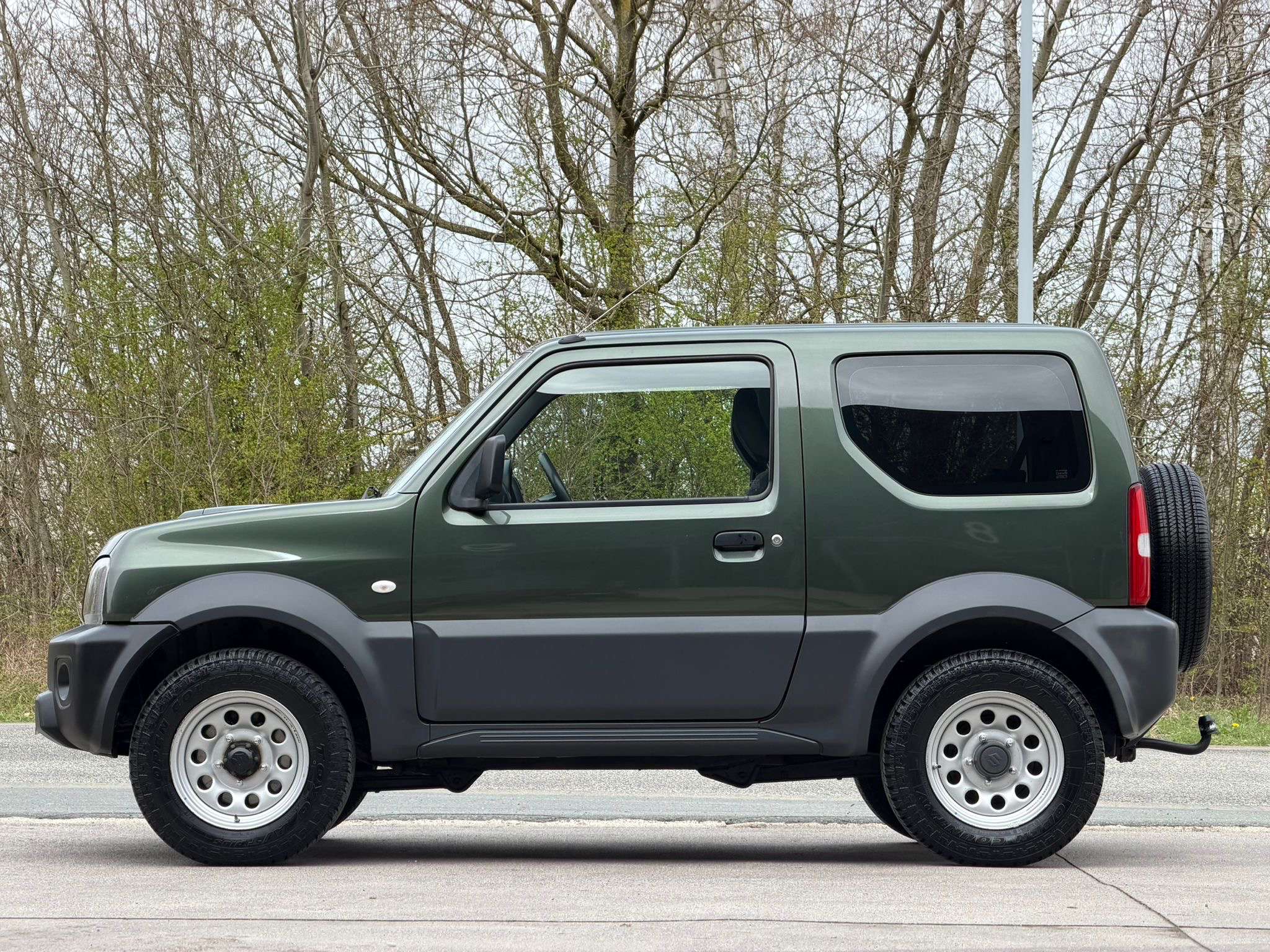 Suzuki Jimny 1.3i • 4X4 • TRES PROPRE • GARANTIE 1AN