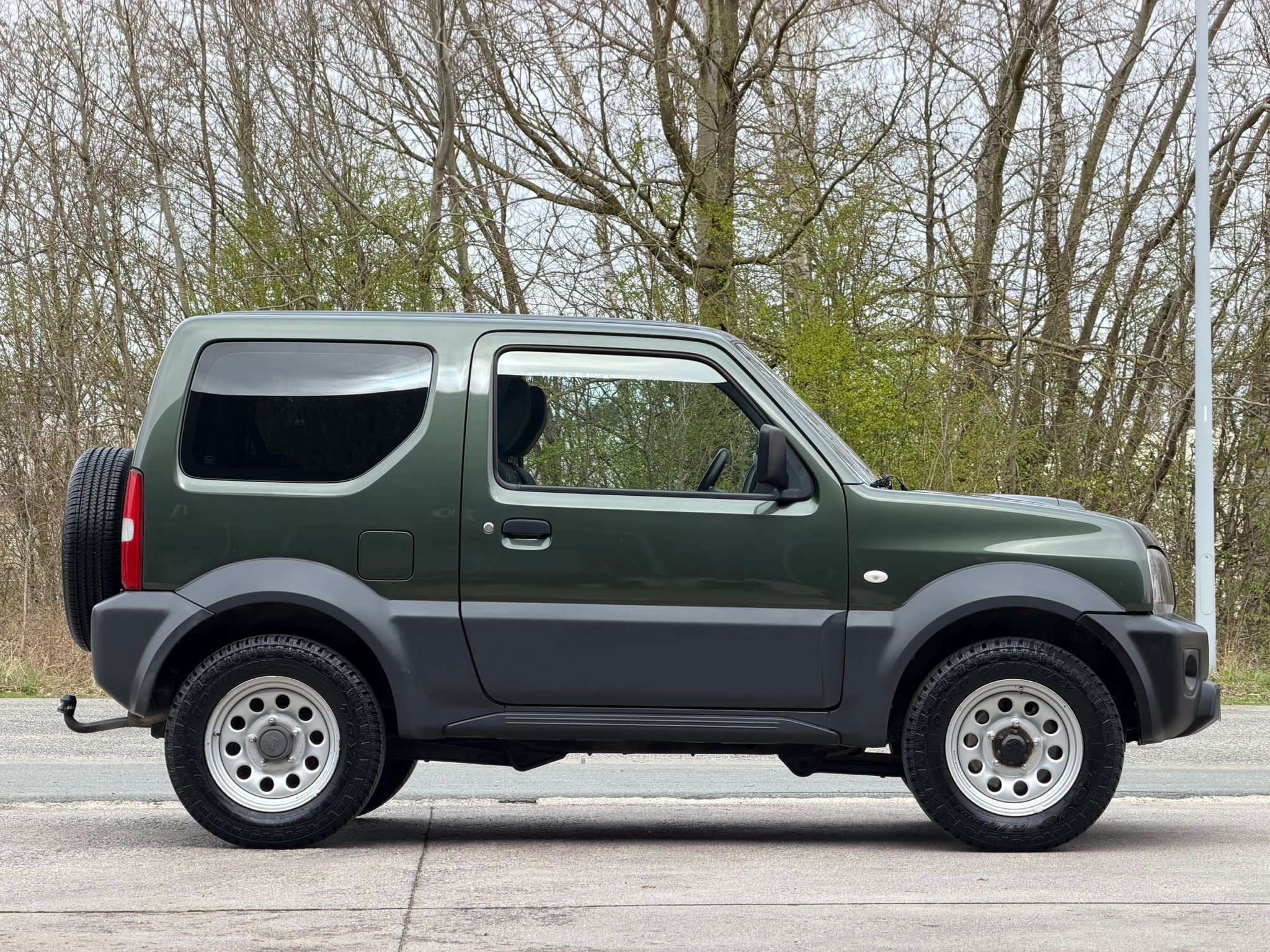 Suzuki Jimny 1.3i • 4X4 • TRES PROPRE • GARANTIE 1AN