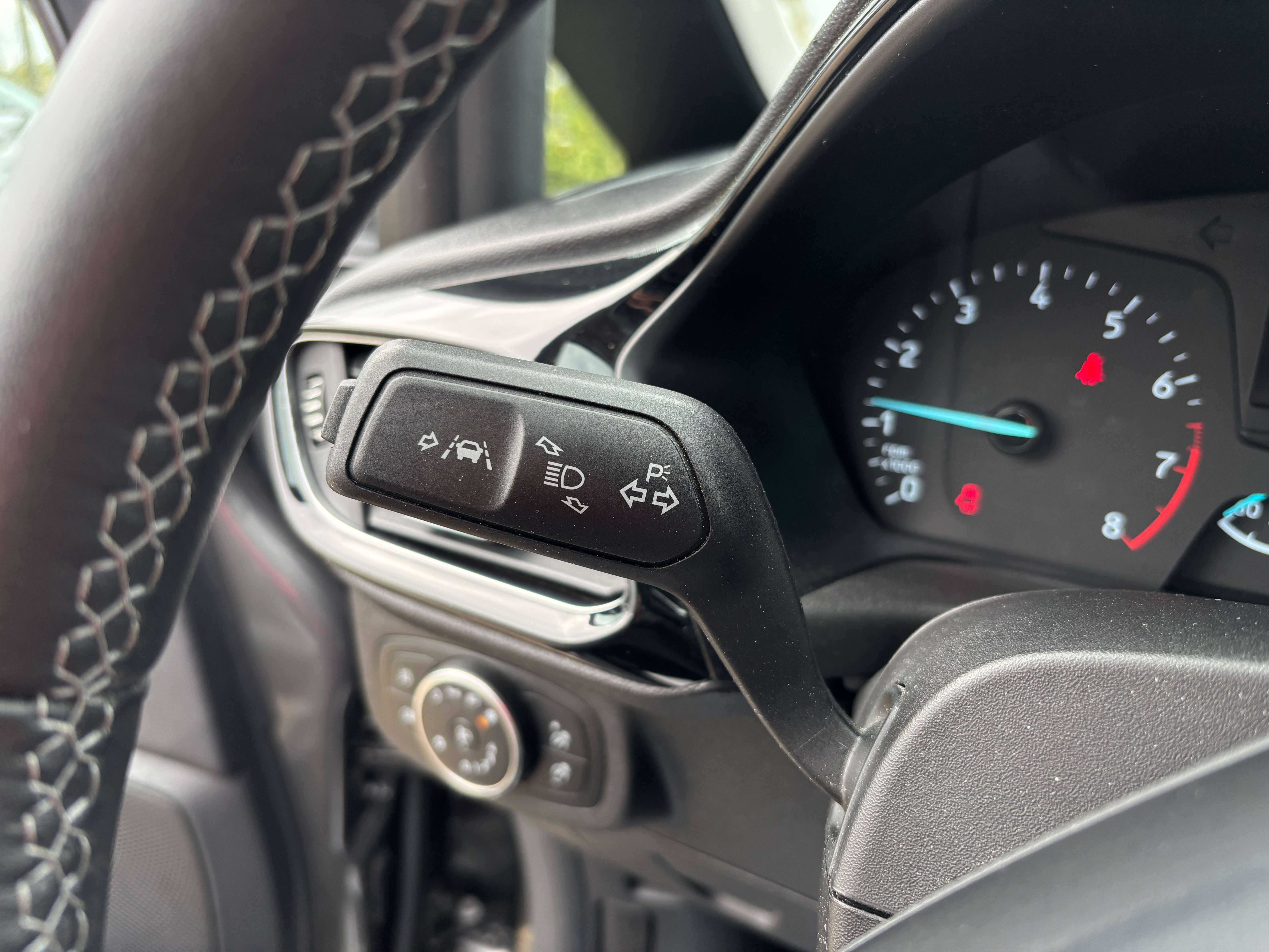 Ford Fiesta 1.0 EcoBoost *CARPLAY*LANE ASSIST*CAPTEUR AR*1ER PROPRIETAIRE*GARANTIE*