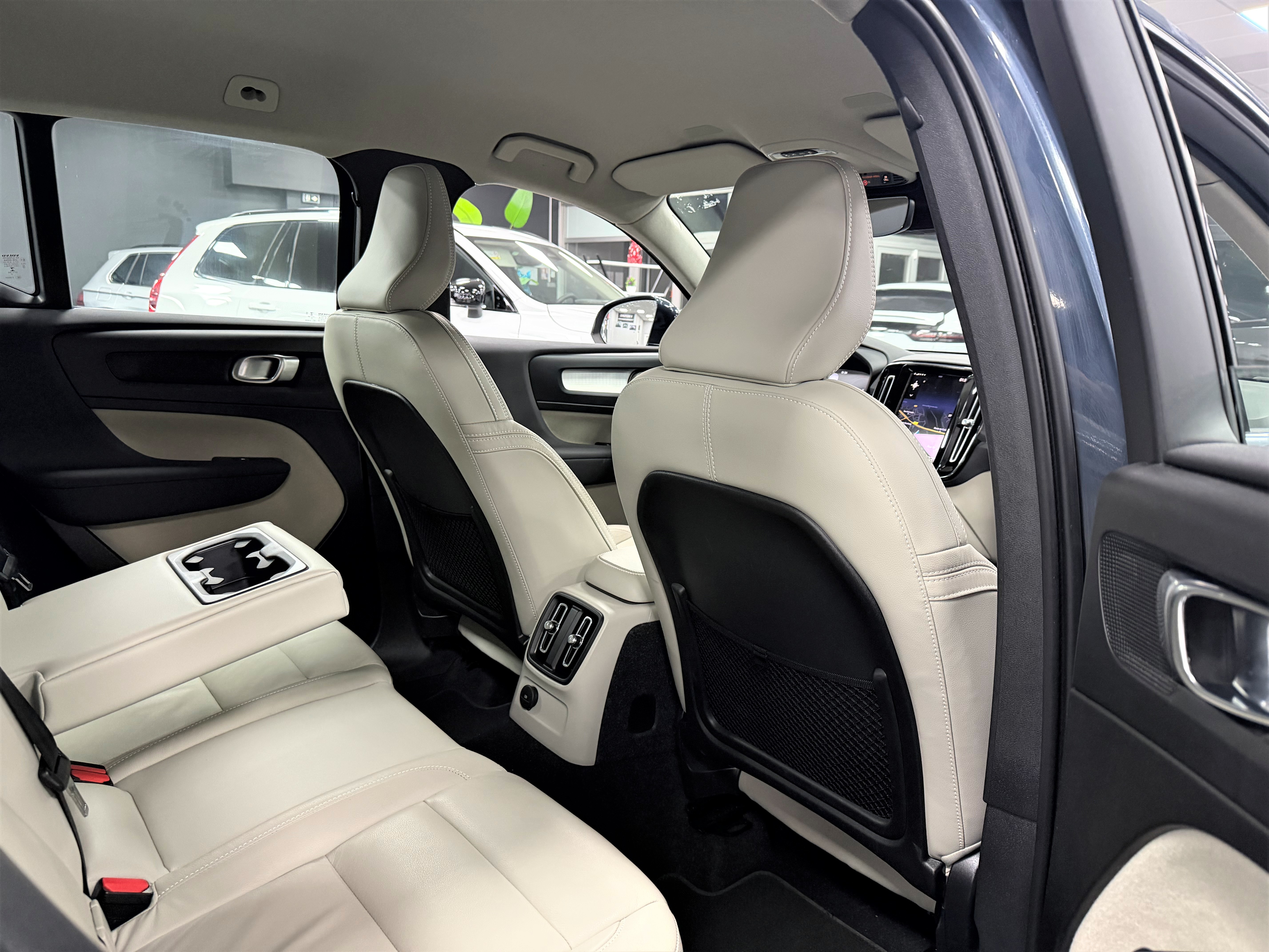 Volvo Xc40 T4 Recharge 211 Performance Auto DCT7 1er Propriétaire