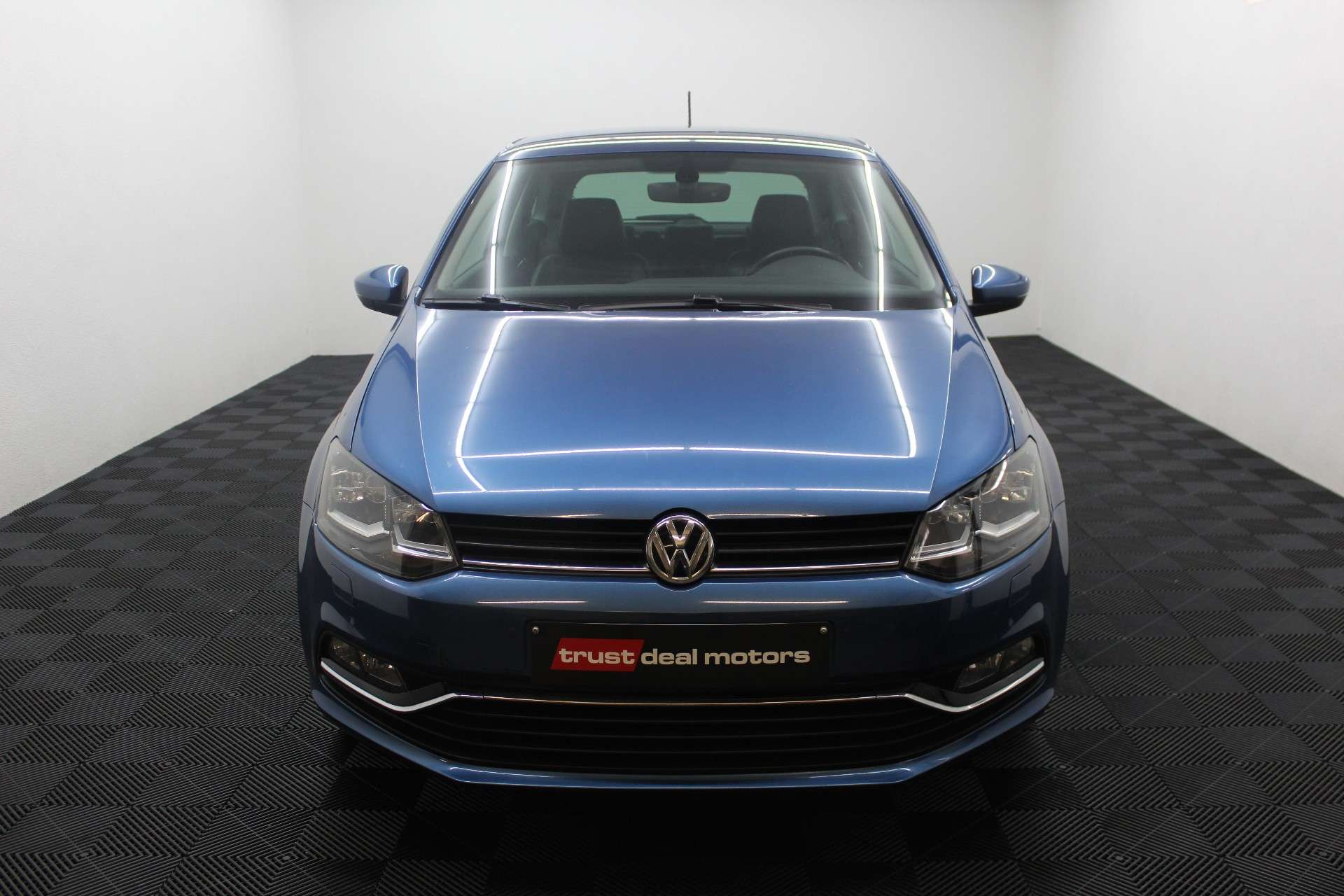 Volkswagen Polo Polo 1.4 CR TDi Sportline * LED * Garantie *