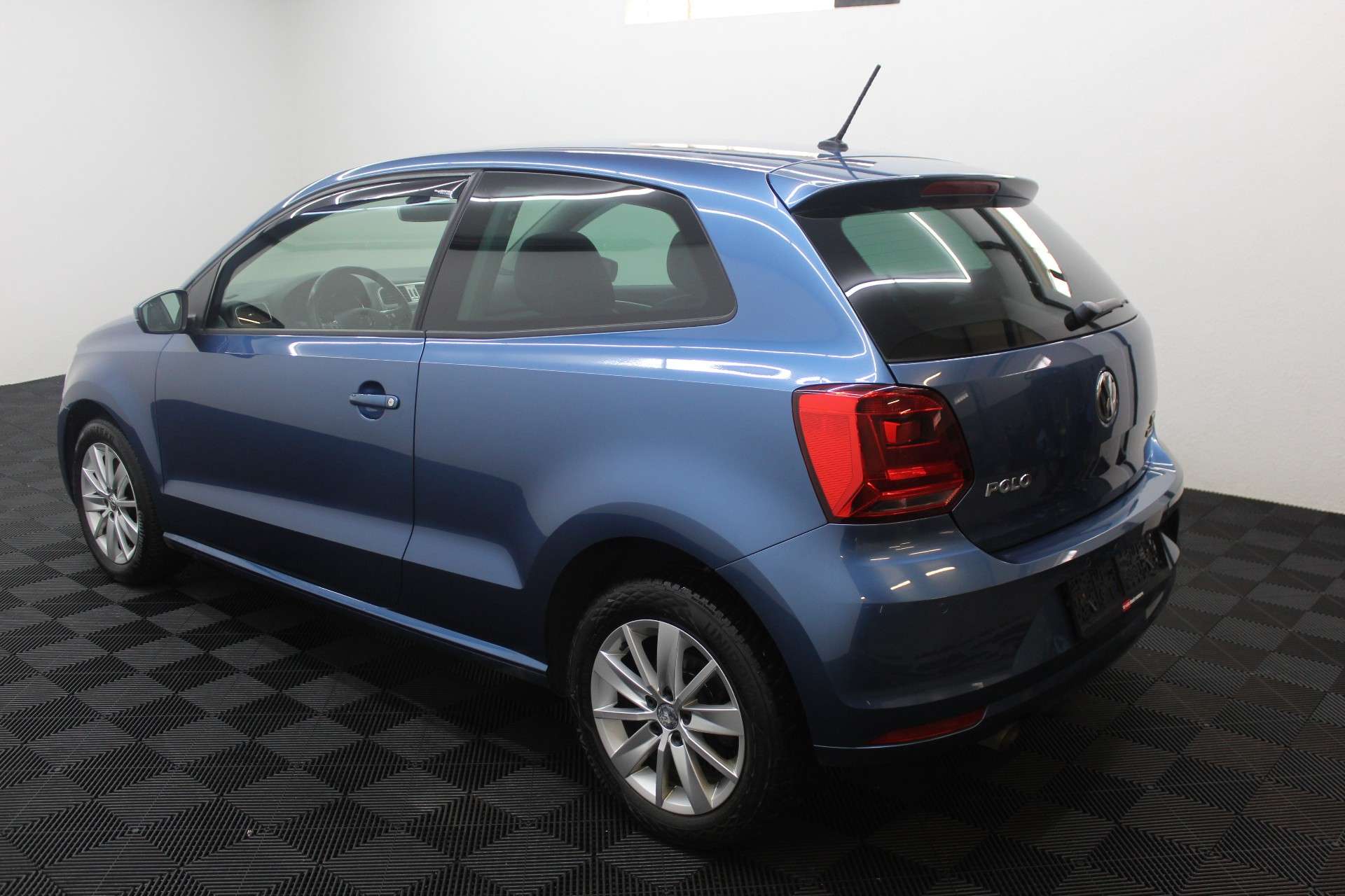 Volkswagen Polo Polo 1.4 CR TDi Sportline * LED * Garantie *