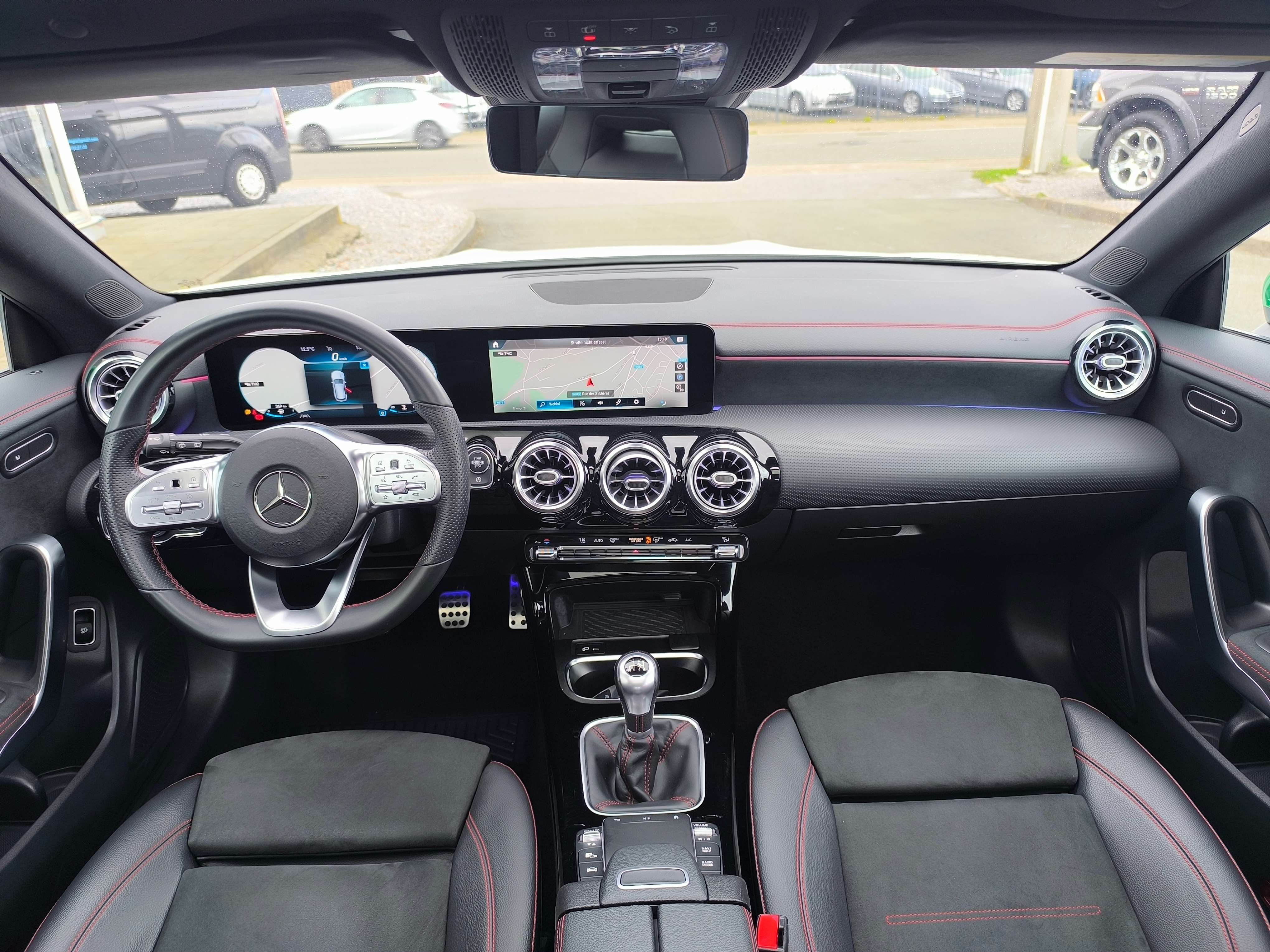 Mercedes-Benz CLA 180 SHOOTING BREAK PACK AMG NIGHT TOIT PANO CUIR  FULL