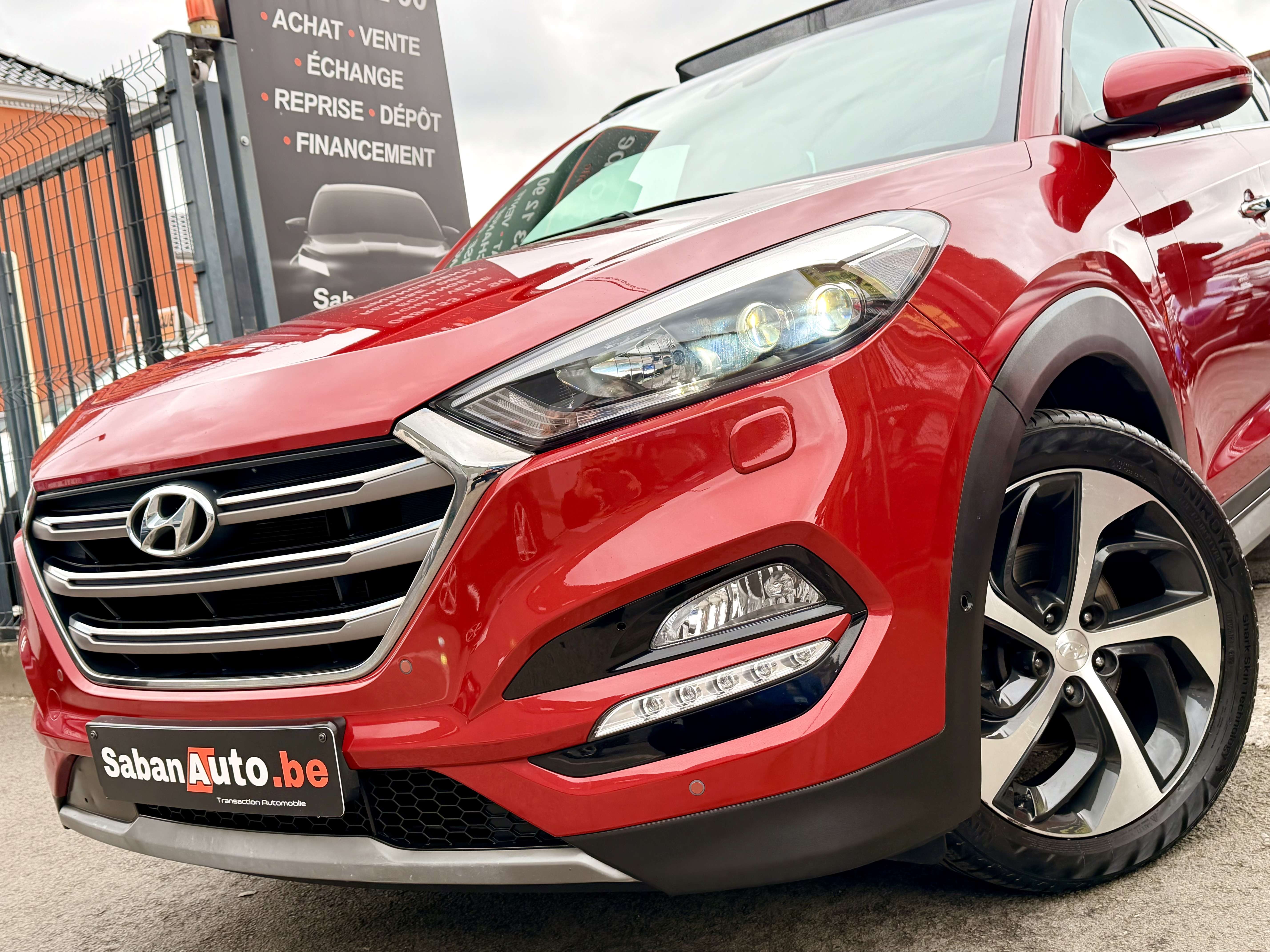Hyundai TUCSON RESERVEE ••• RESERVEE ••• RESERVEE