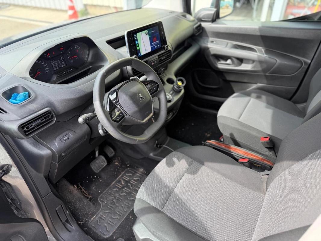 Peugeot Partner Vu 1.5 BlueHDi 16V FAP EAT8 130 cv Boîte auto - CAMÉRA DE RECUL APPLE CARPLAY
