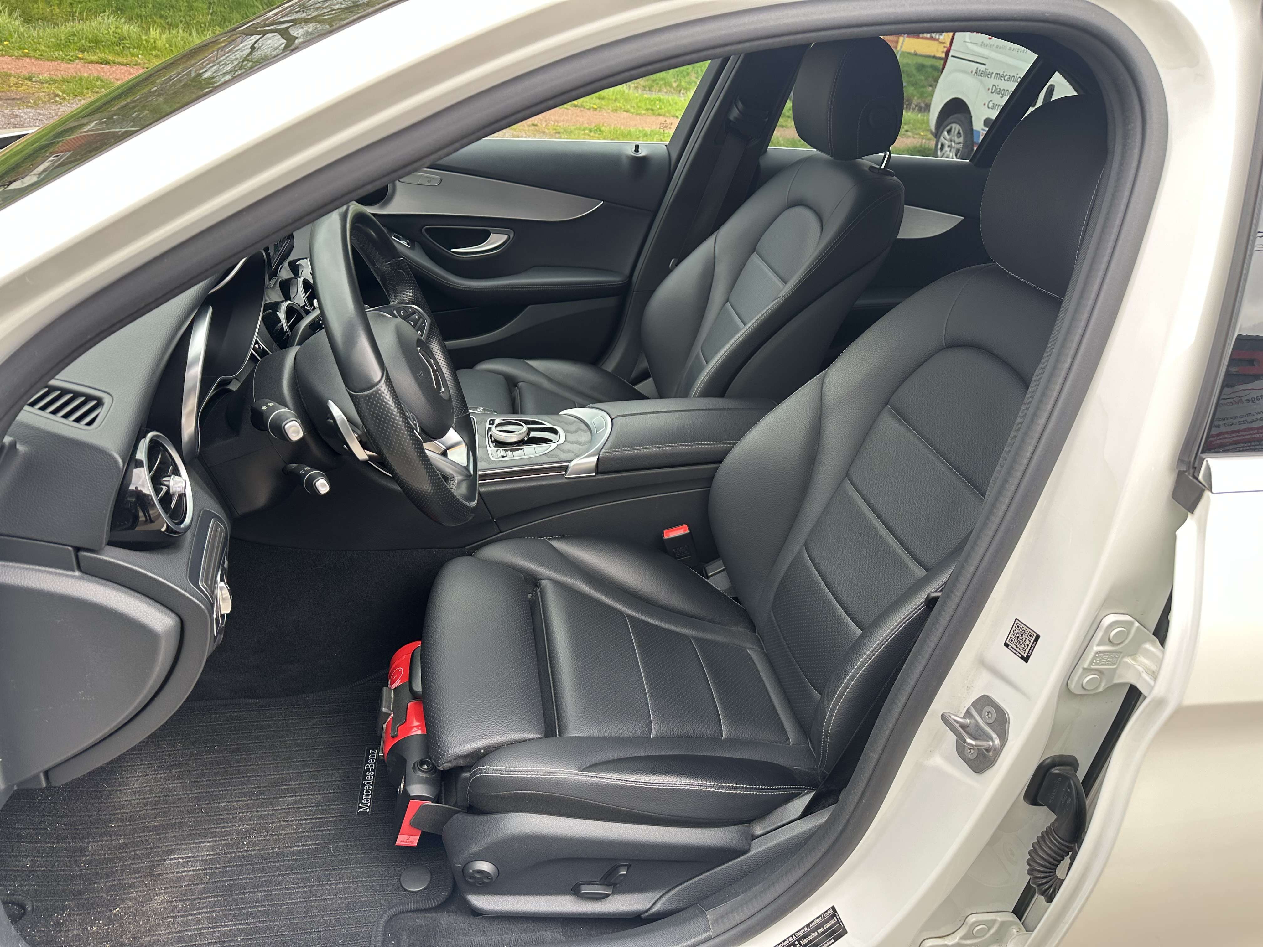 Mercedes-Benz C 180 C 180 Business Solution AMG