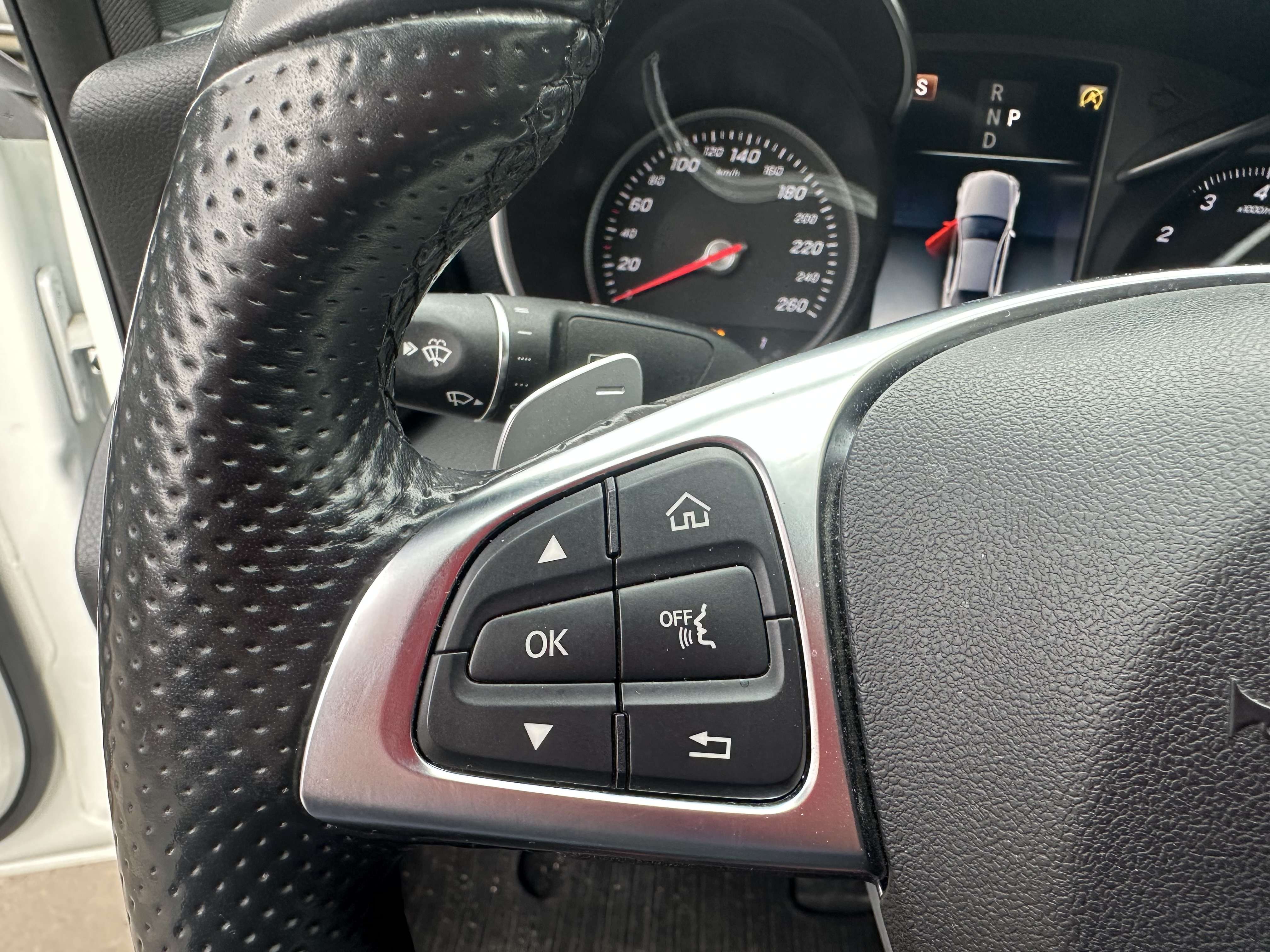 Mercedes-Benz C 180 C 180 Business Solution AMG