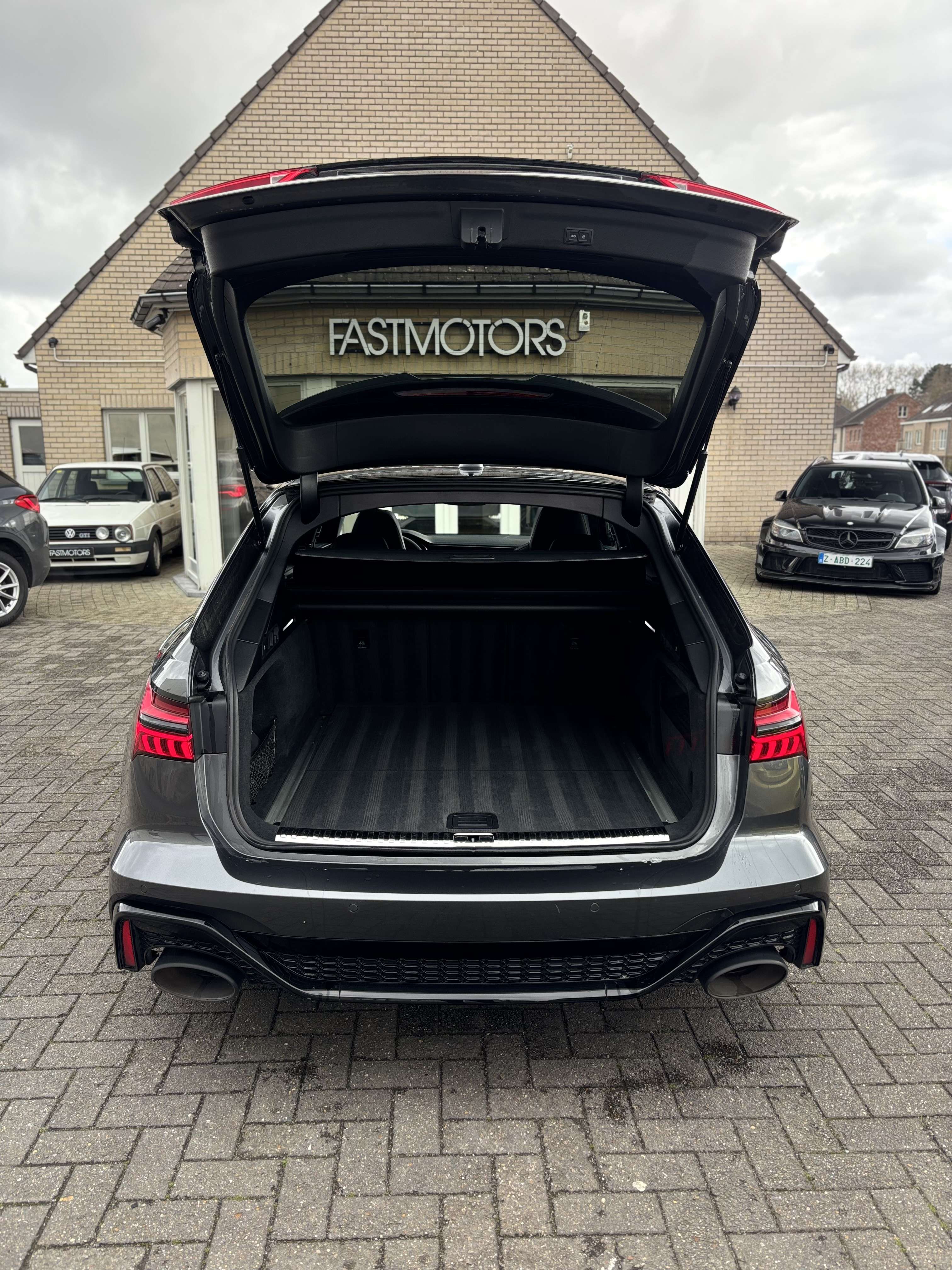 Audi RS6 RS6 Avant 4.0 V8 TFSI Quattro Tiptronic