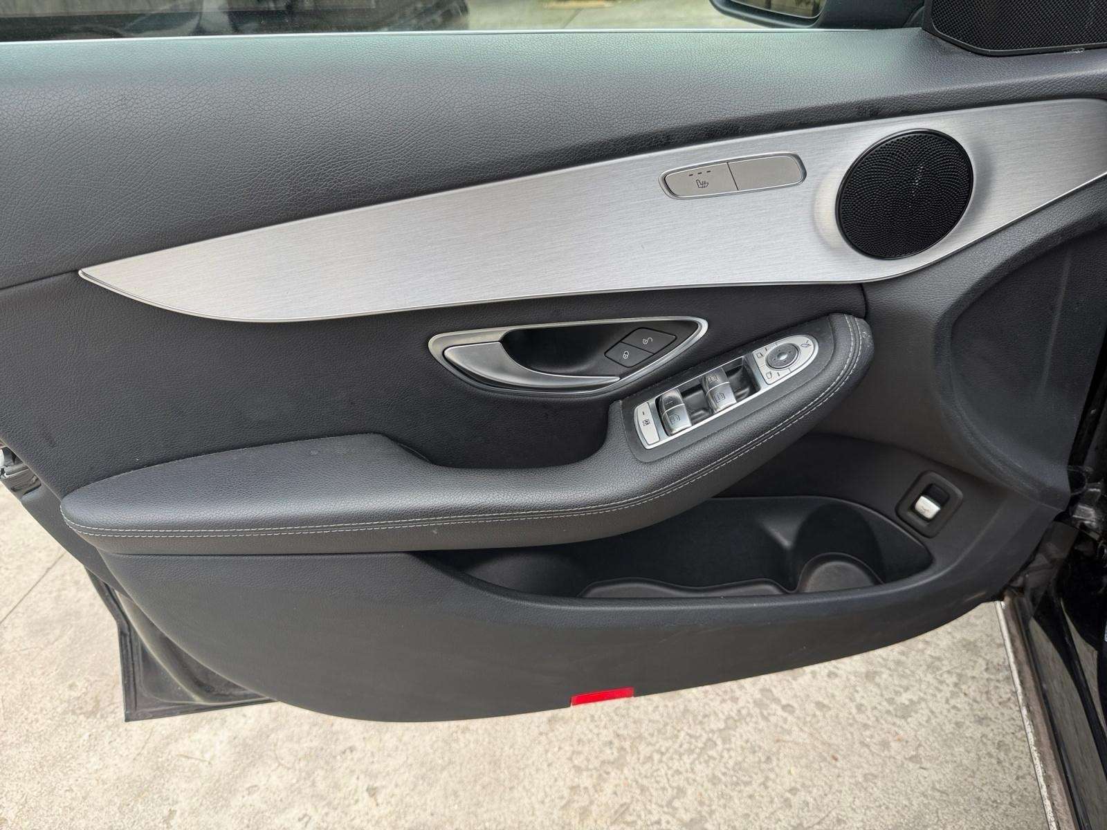 Mercedes-Benz C 200 C 200 d/ Siège cuir et électrique/ Toit ouvrant/ Garantie