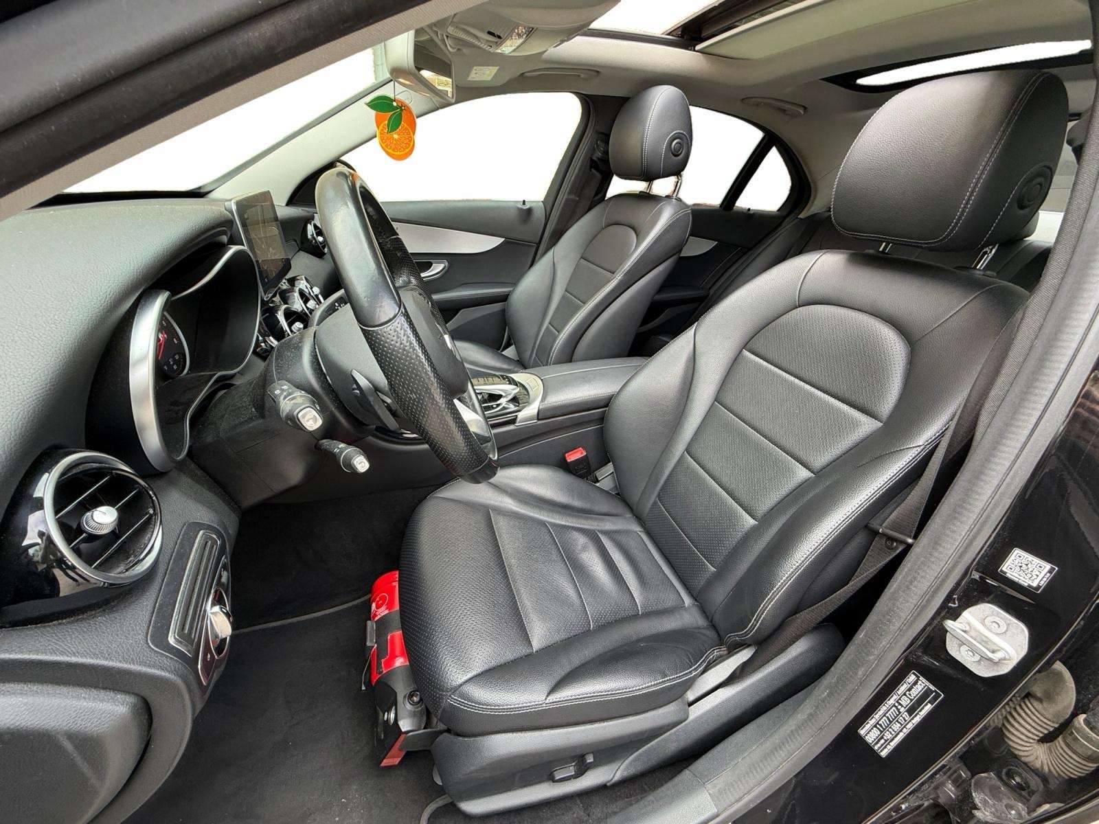Mercedes-Benz C 200 C 200 d/ Siège cuir et électrique/ Toit ouvrant/ Garantie