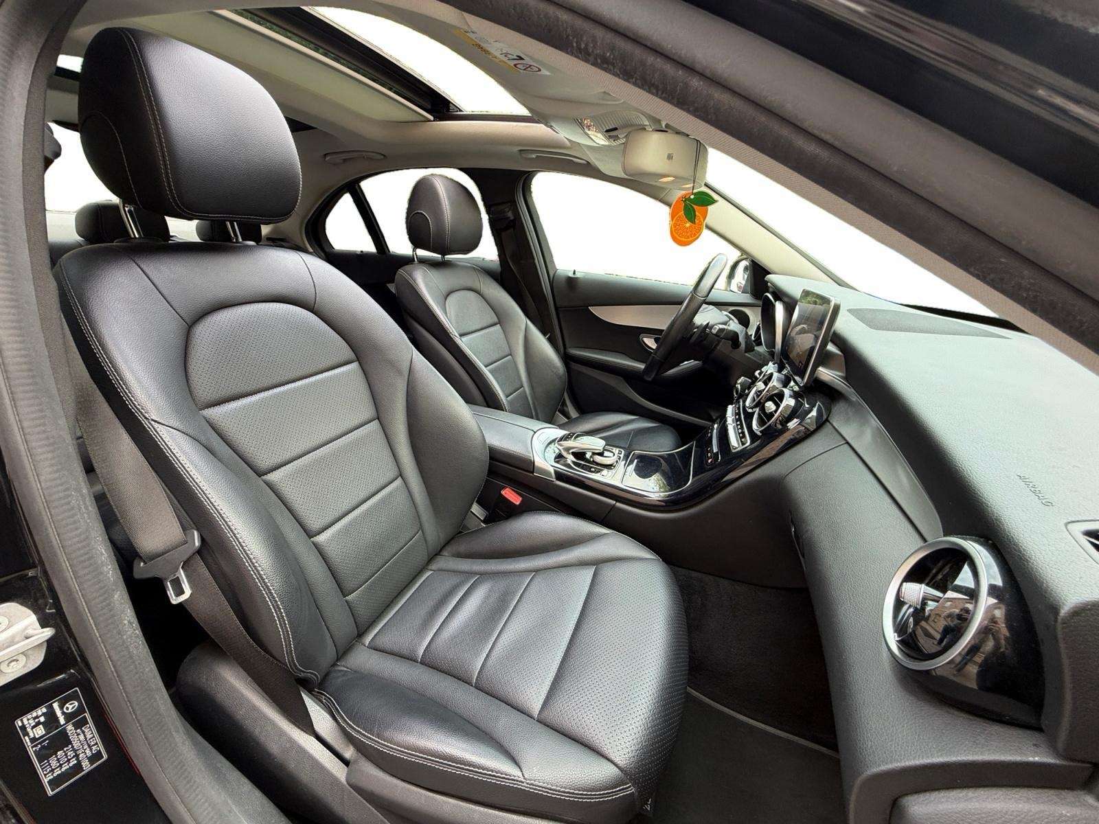 Mercedes-Benz C 200 C 200 d/ Siège cuir et électrique/ Toit ouvrant/ Garantie