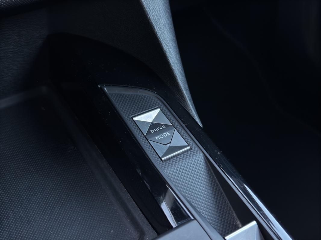 Ds 3 Crossback PureTech 130 EAT8 So Chic