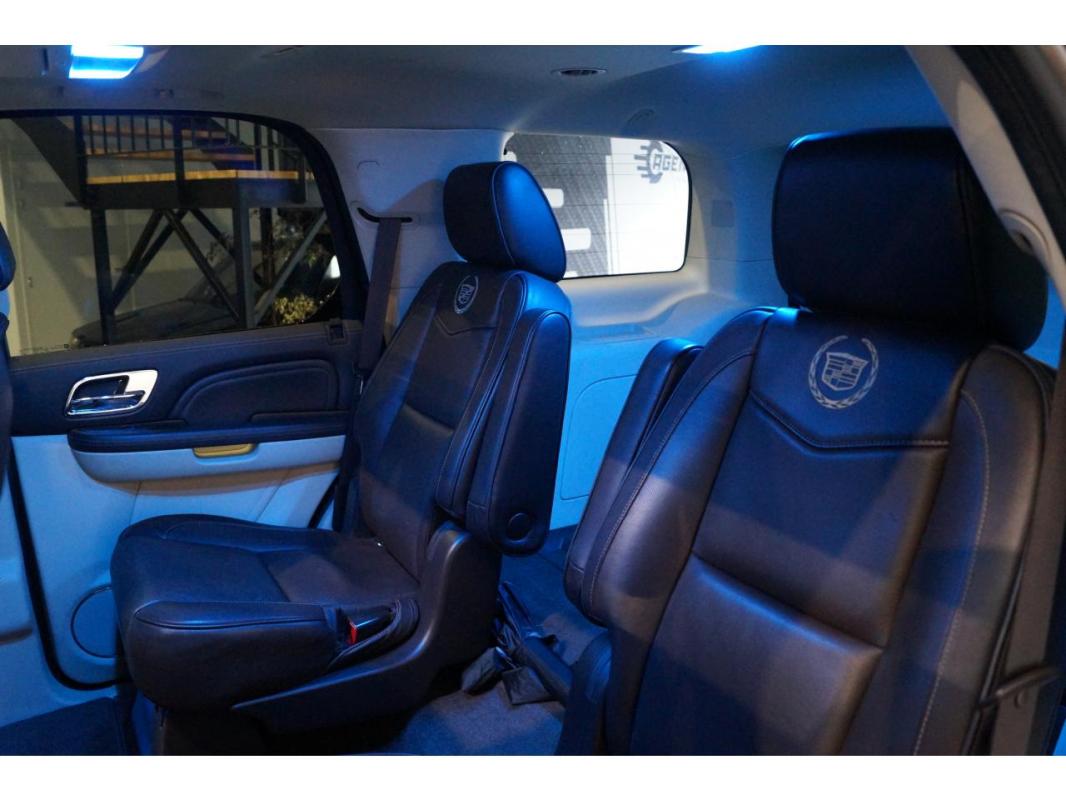 Cadillac Escalade V8 6.2i - BVA Platinum 7 places