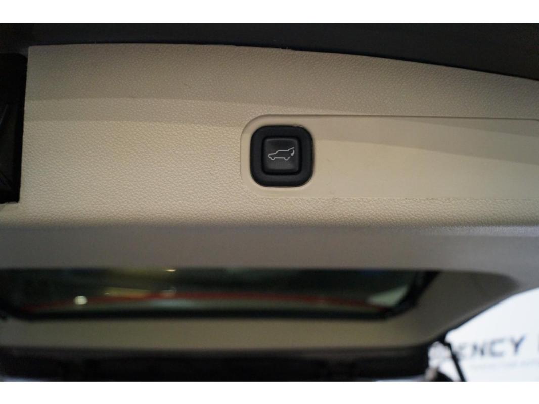 Cadillac Escalade V8 6.2i - BVA Platinum 7 places