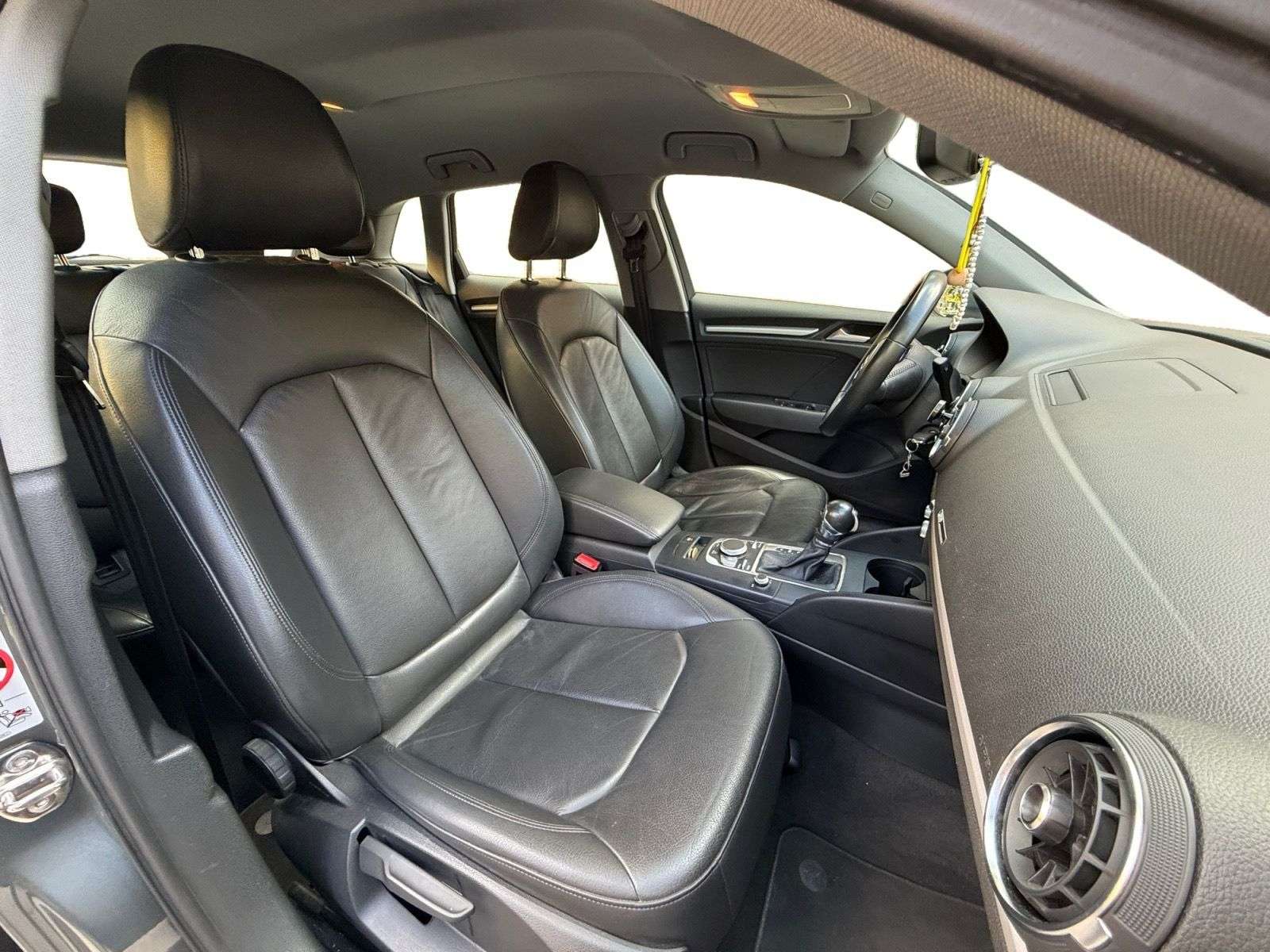 Audi A3 A3 Sportback 1.6 TDi / BELGIAN CAR / GARANTIE 1 AN VALABLE AUDI