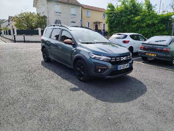 Dacia Jogger Extreme+ 05 places