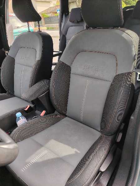 Dacia Jogger Extreme+ 05 places