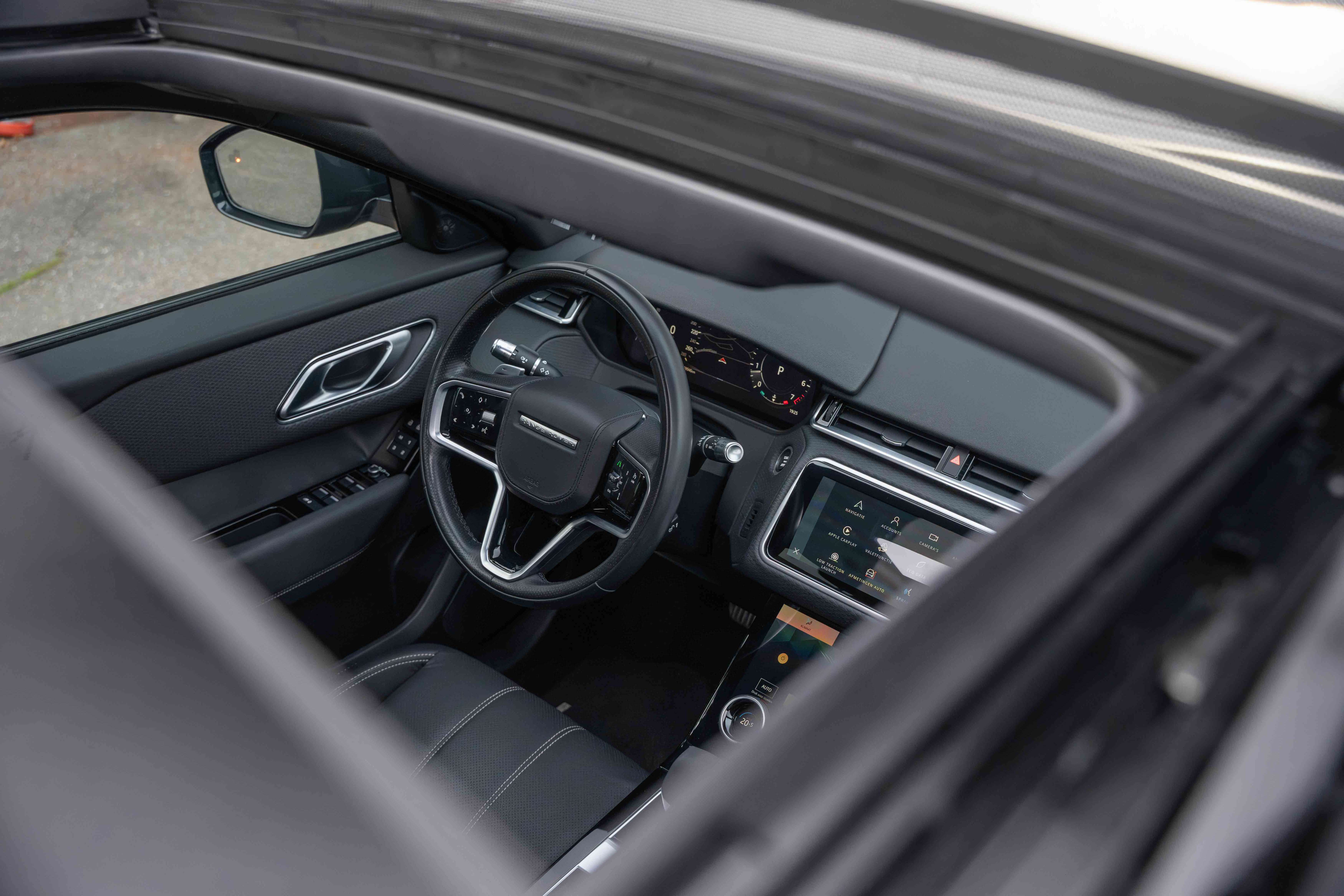 Land Rover Range Rover Velar P-250 R-Dynamic PANO/LED/ACC/MERIDIAN/20'/DIGITALCOCKPIT/LANE