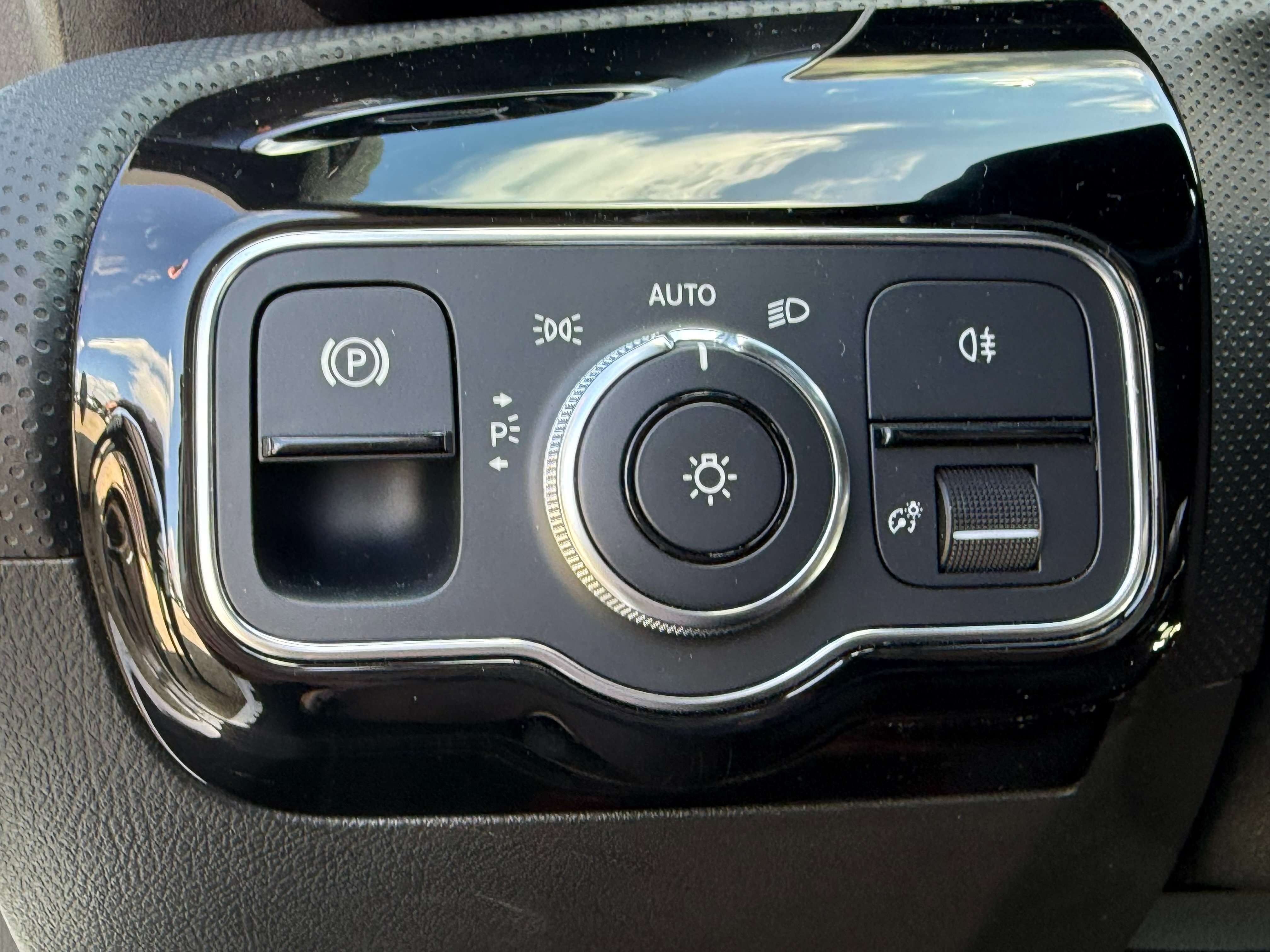 Mercedes-Benz A 180 d AMG/ Pack sport / Caméra de recul / GPS
