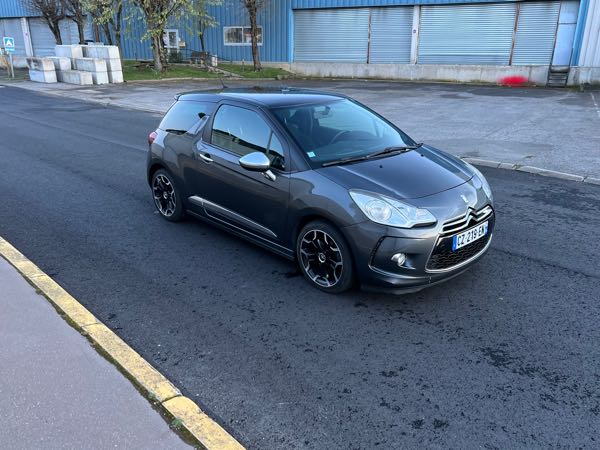 Citroen Ds3 1.6 E-HDI 115 AIRDREAM SPORT CHIC