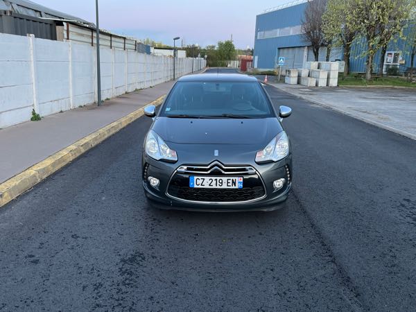 Citroen Ds3 1.6 E-HDI 115 AIRDREAM SPORT CHIC