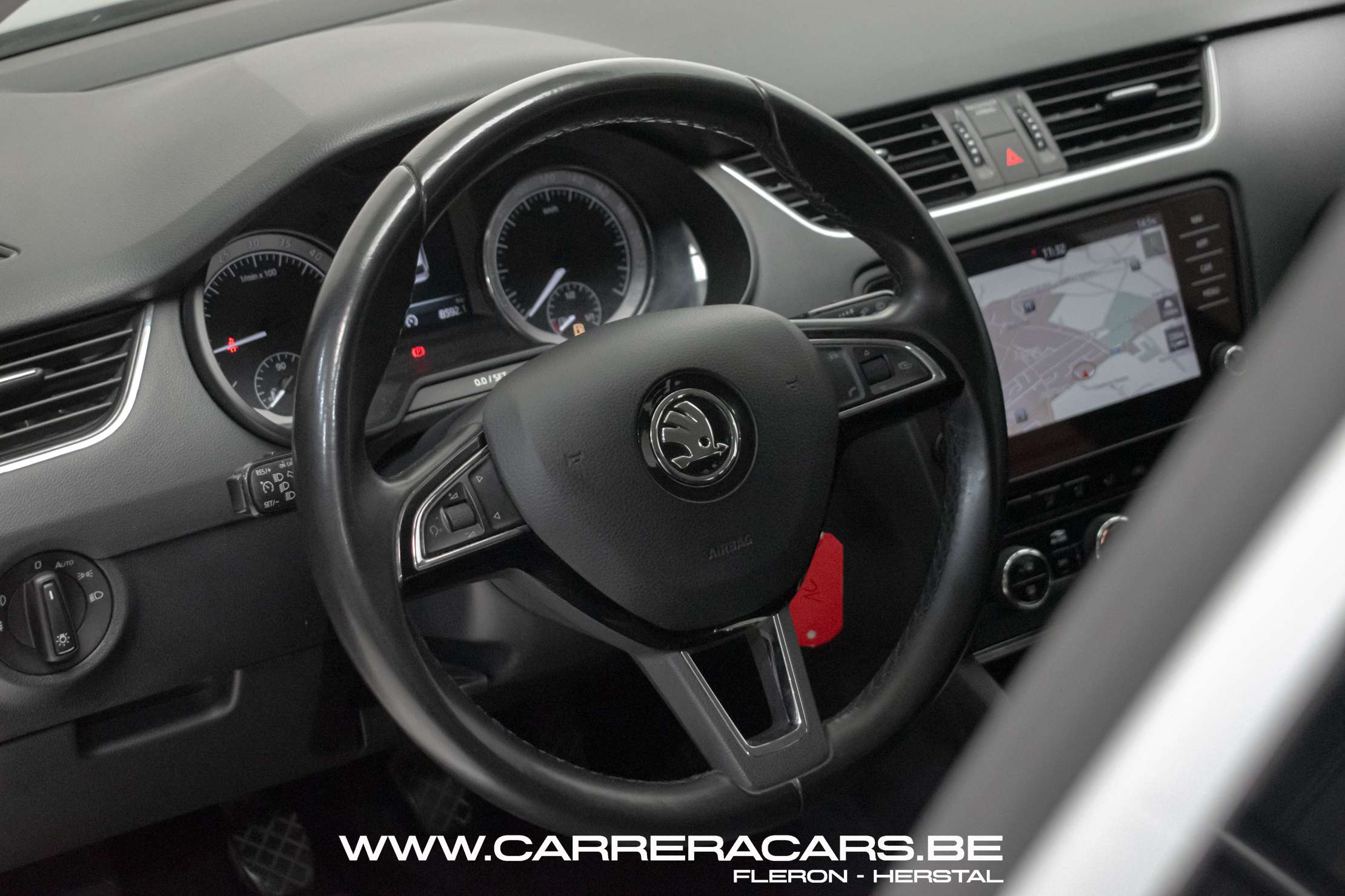 Skoda Octavia 1.6 CRTDi Ambition|*NAVI*CRUISE*PDC*GARANTIE*|