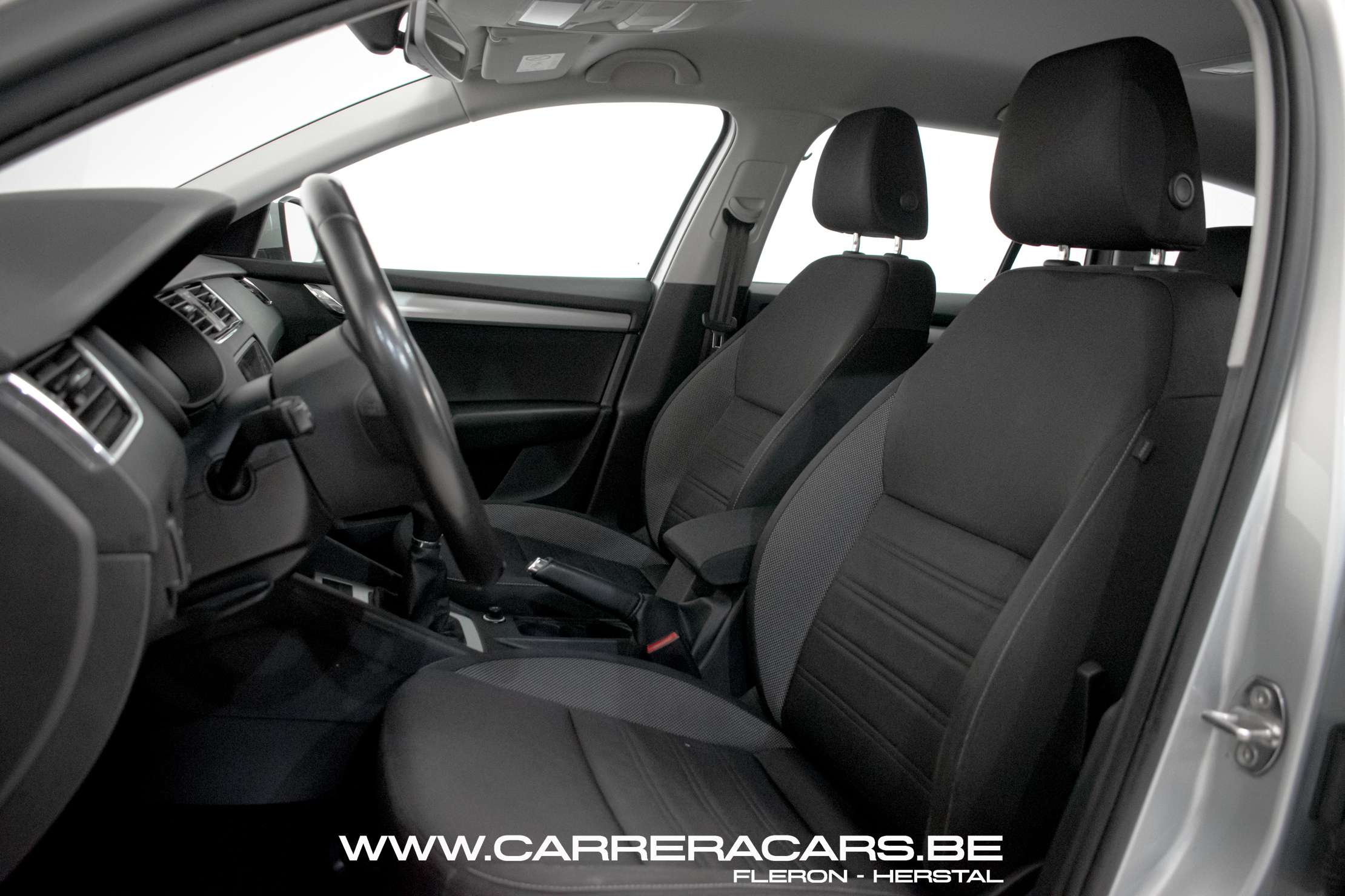Skoda Octavia 1.6 CRTDi Ambition|*NAVI*CRUISE*PDC*GARANTIE*|