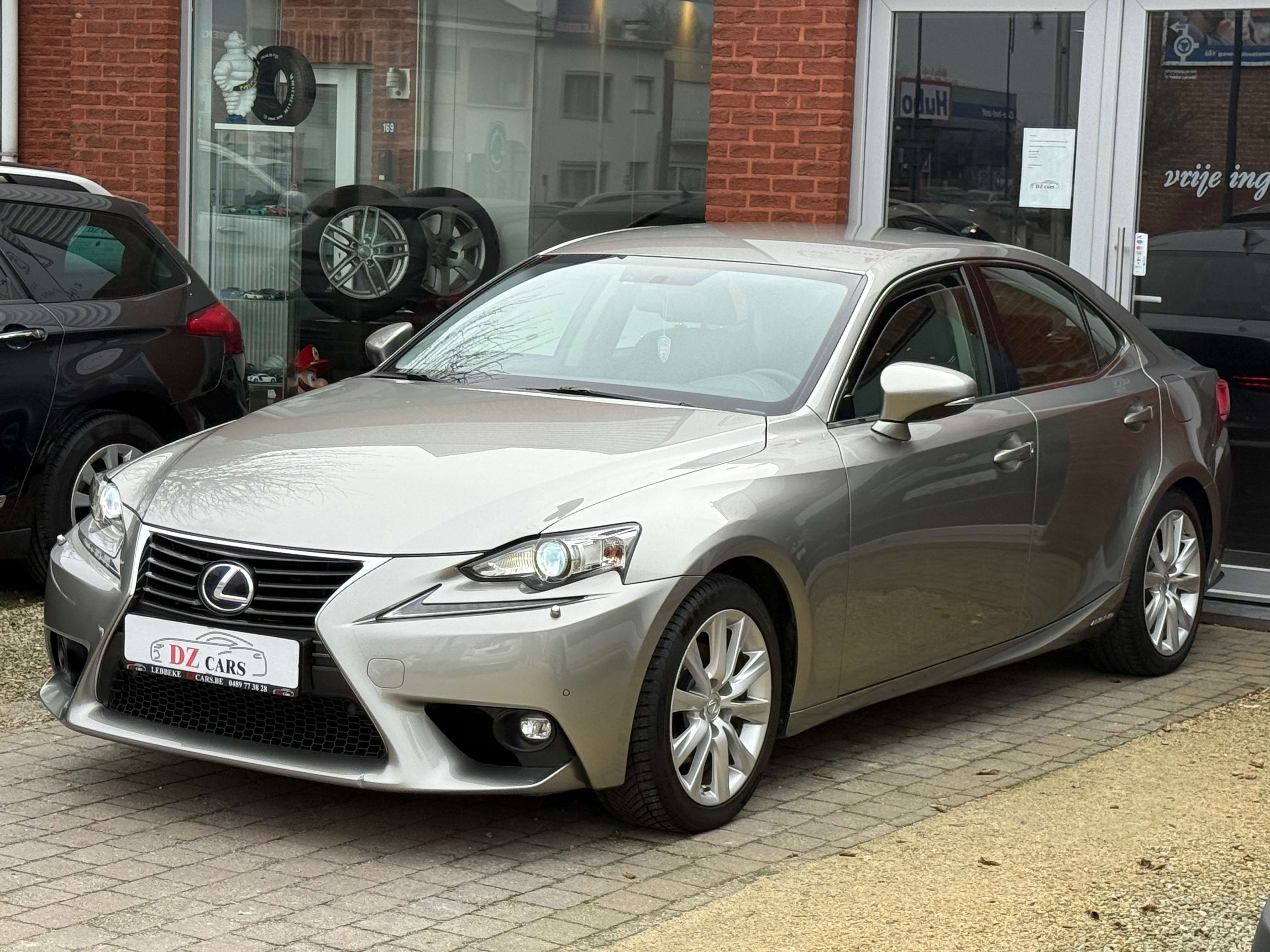 Lexus IS 300 HYBRID 2.5I 181PK |✅NAVI | BLUETOOTH | LED | LEDER