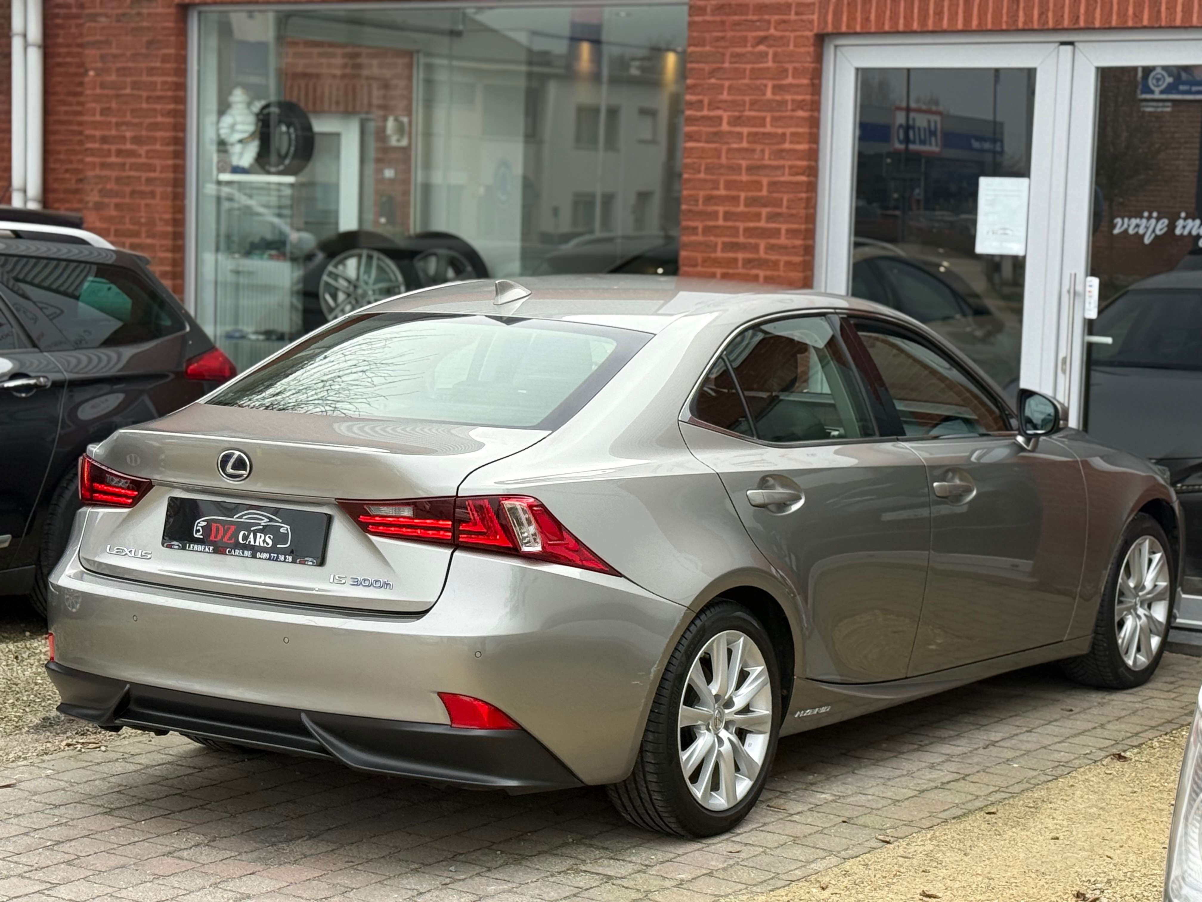 Lexus IS 300 HYBRID 2.5I 181PK |✅NAVI | BLUETOOTH | LED | LEDER