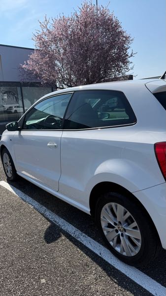 Volkswagen Polo V 1.2 60 LIFE 3P