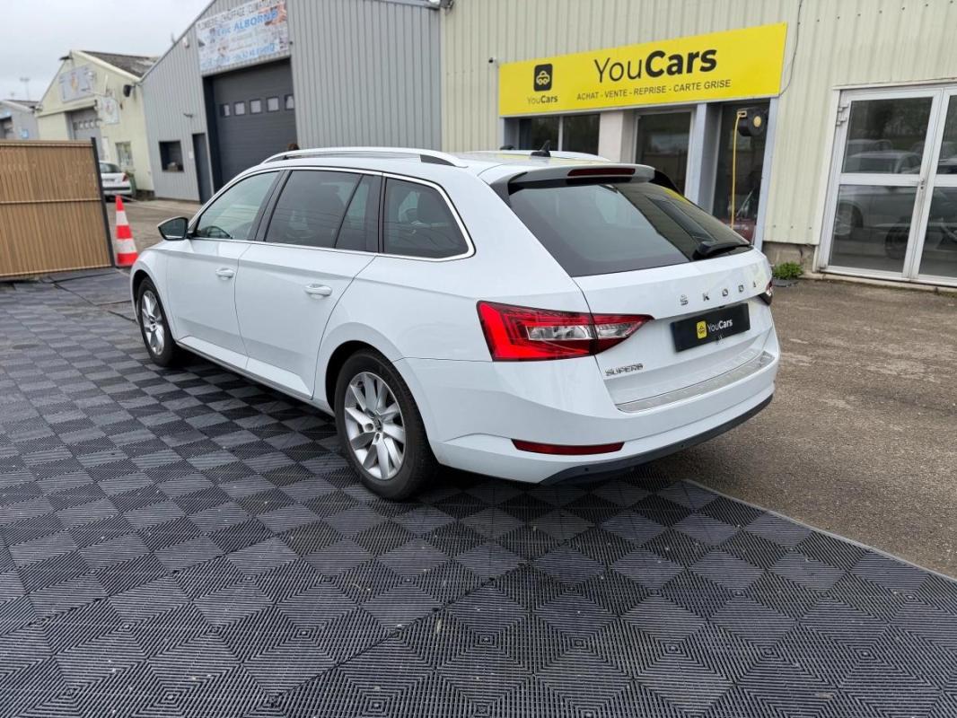 Skoda Superb COMBI 1.5 TSI 150CV ENTRETIEN SKODA - CARPLAY CAMERA DE RECUL RIEN A PREVOIR
