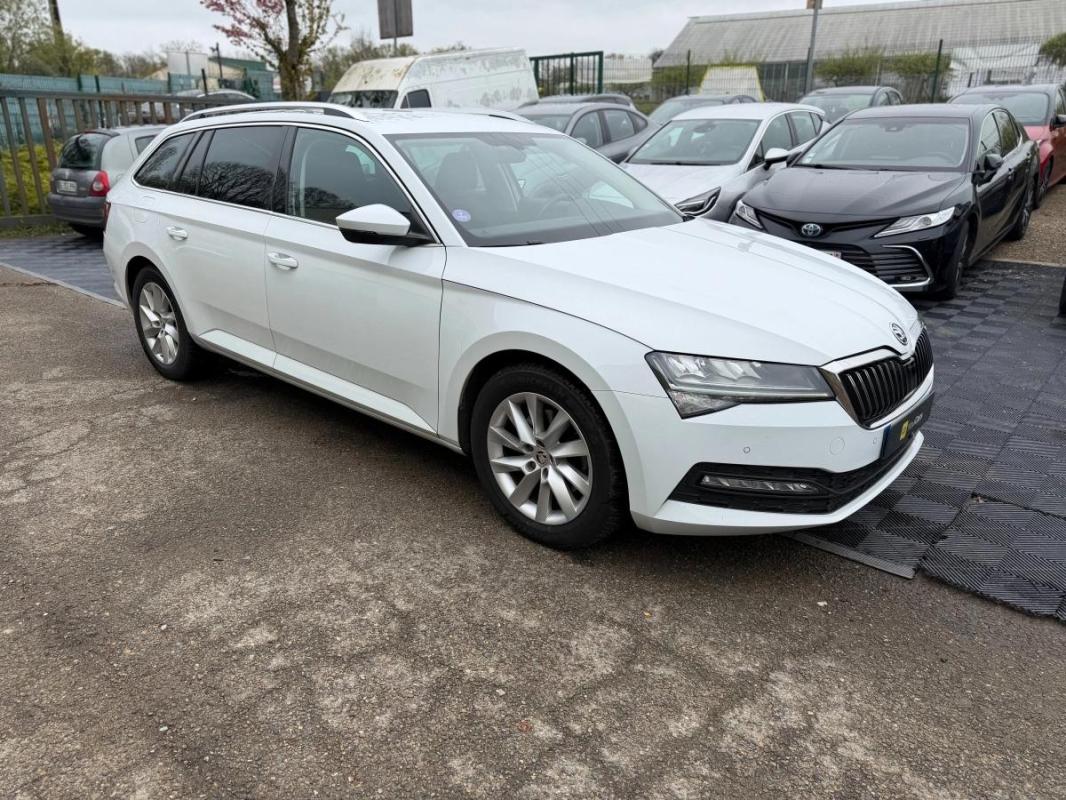 Skoda Superb COMBI 1.5 TSI 150CV ENTRETIEN SKODA - CARPLAY CAMERA DE RECUL RIEN A PREVOIR