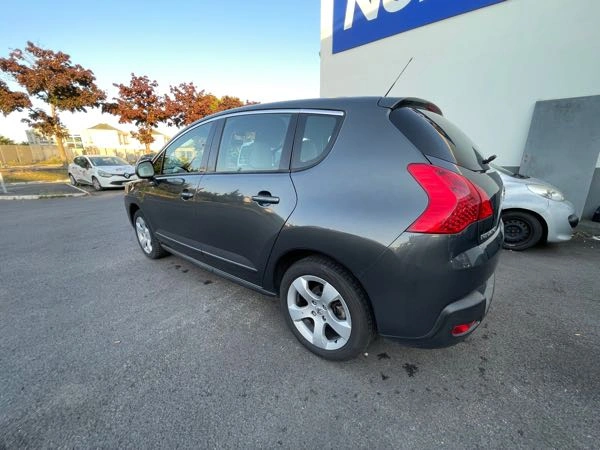 Peugeot 3008 Anne 2012 tres bon état