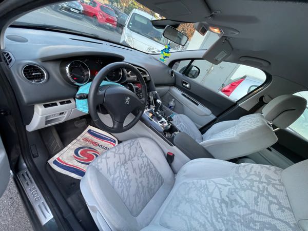 Peugeot 3008 Anne 2012 tres bon état