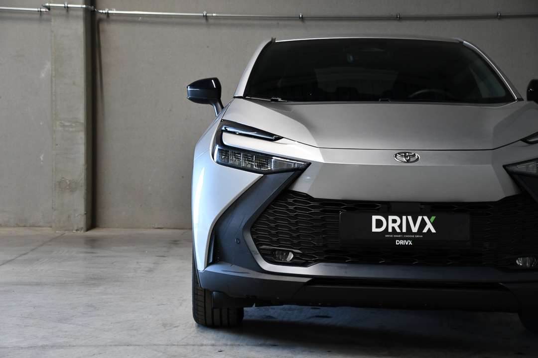 Toyota C-HR Plug-in 19g Co2 - ACC - Stuurwielverw. - Carplay