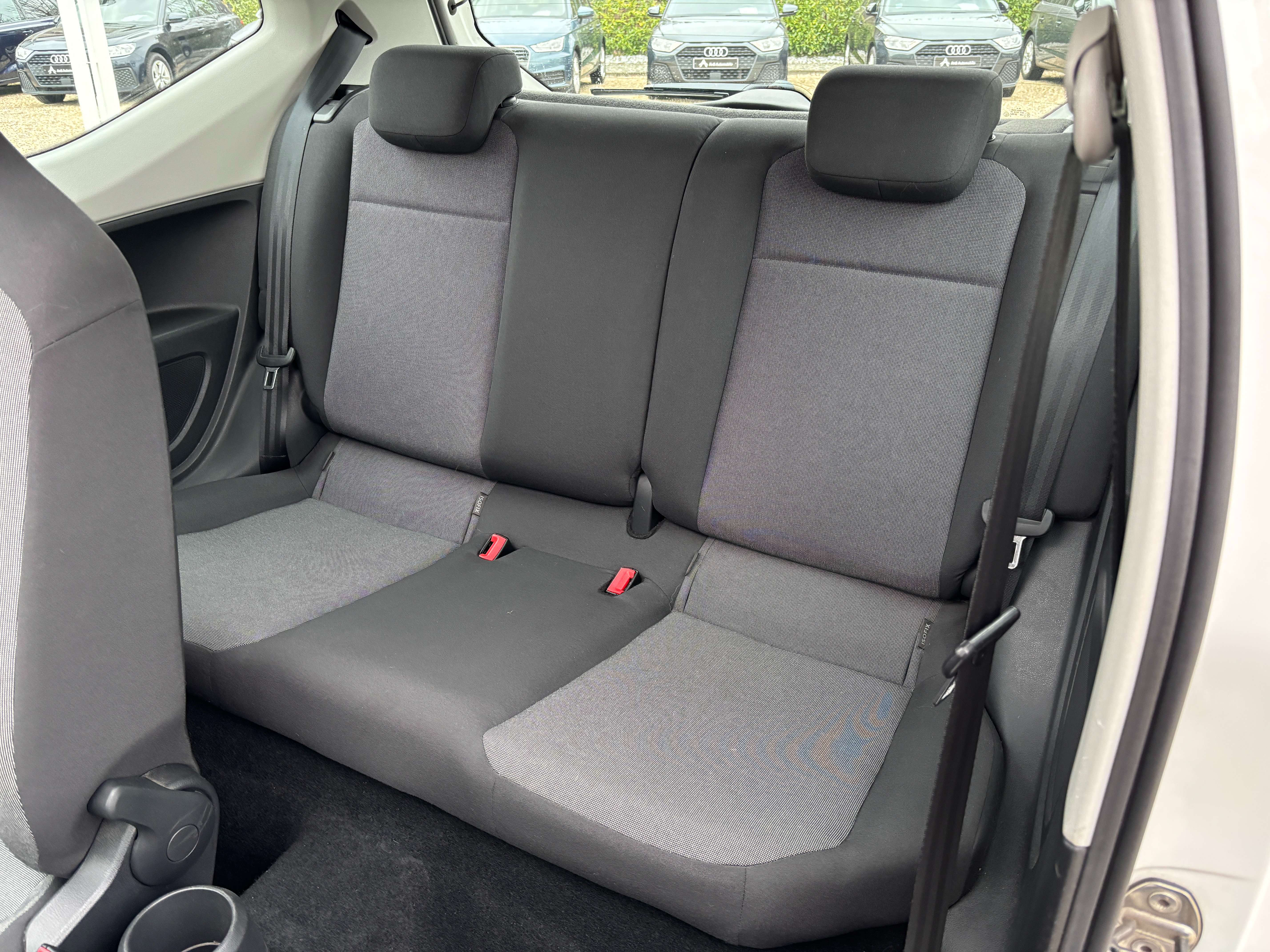Volkswagen up! 1.0i *TOIT OUVRANT*BLUETOOTH*GARANTIE*