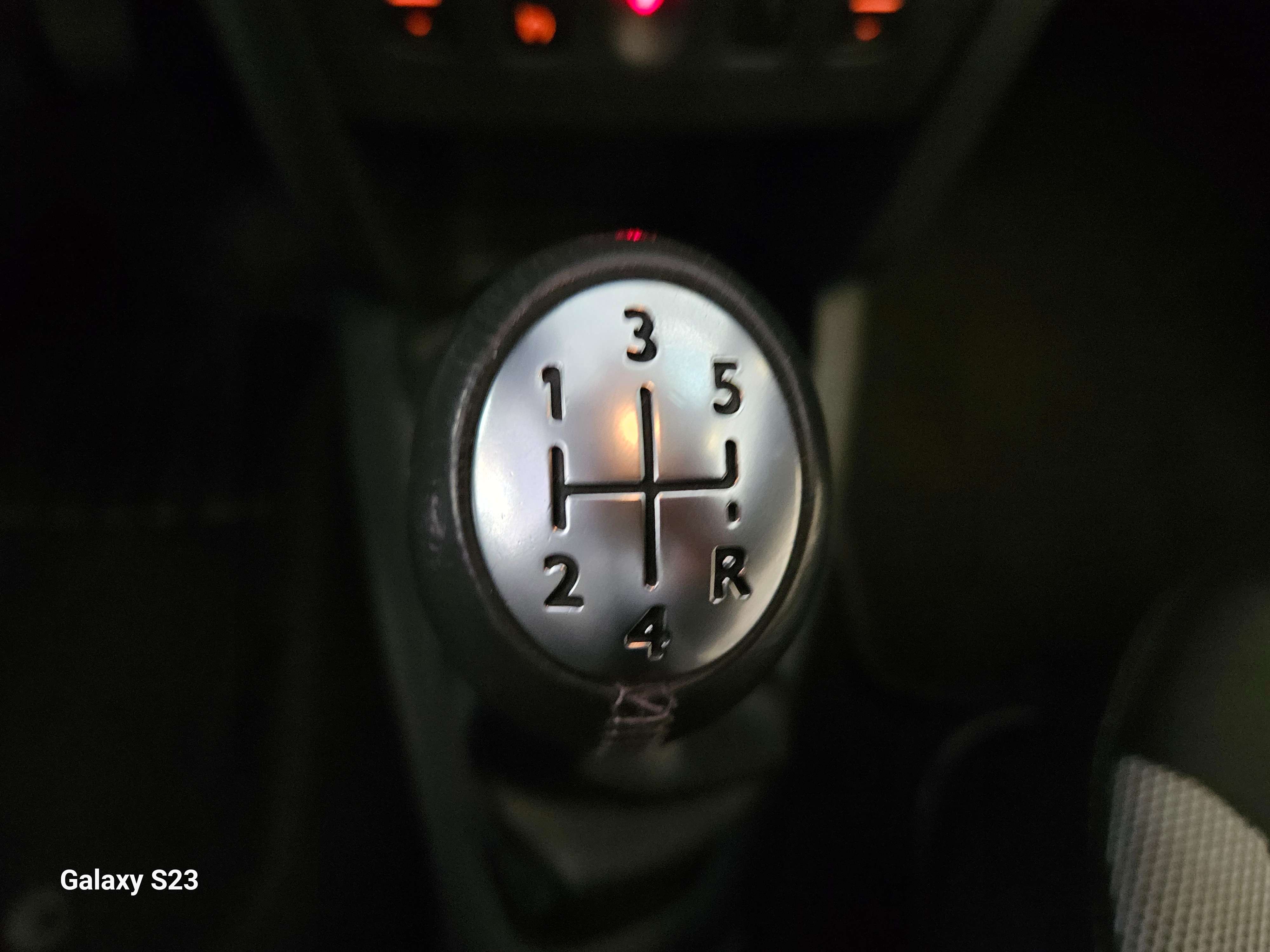 Dacia Sandero Stepway 0.9 TCe 90 CV | NAVI | BLUETOOTH | BARRE DE TOIT | 1ERE MAIN