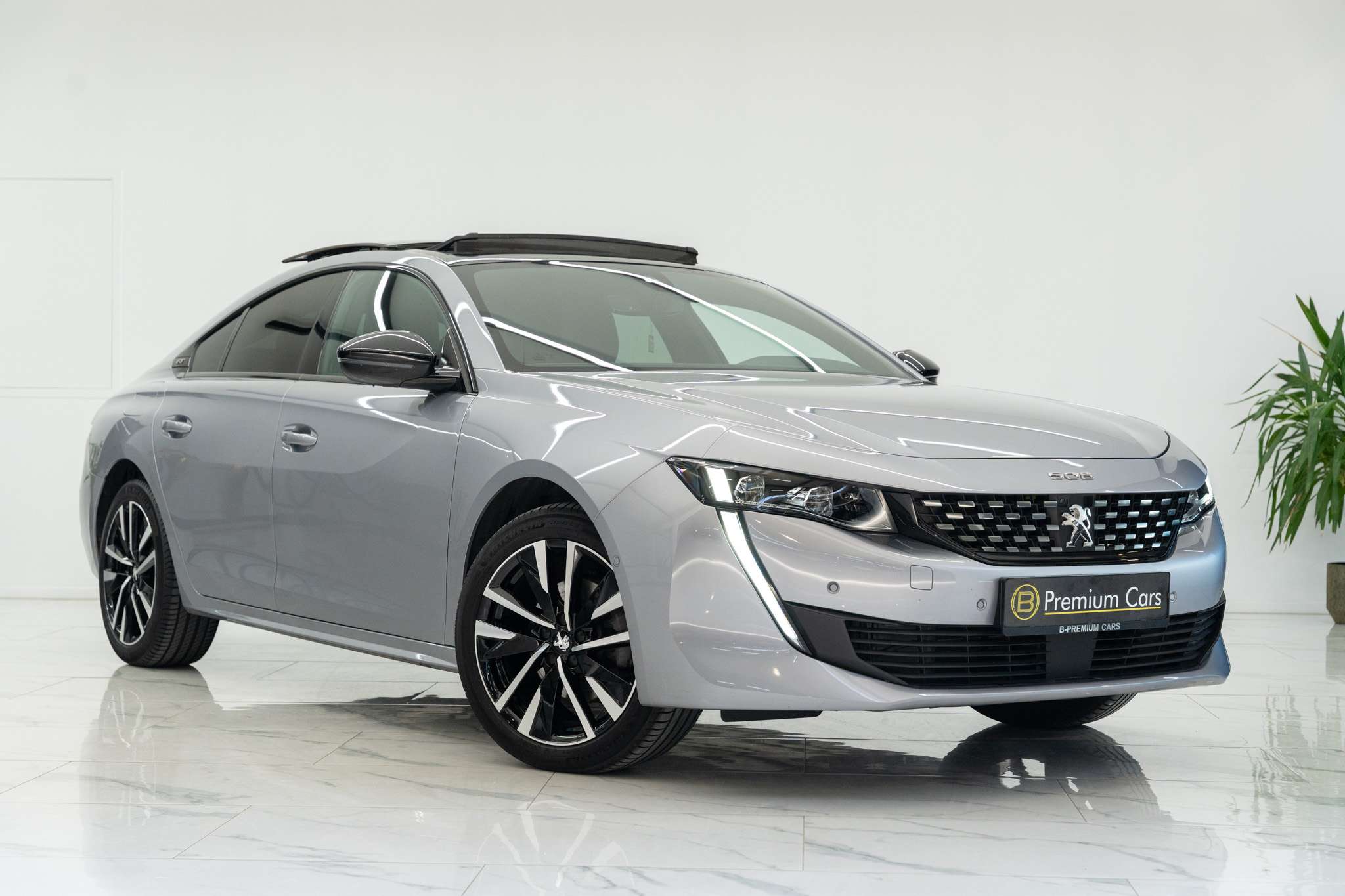 Peugeot 508 1.5 GT line! Full options! ACC! Memory! Sfeer! Massage!