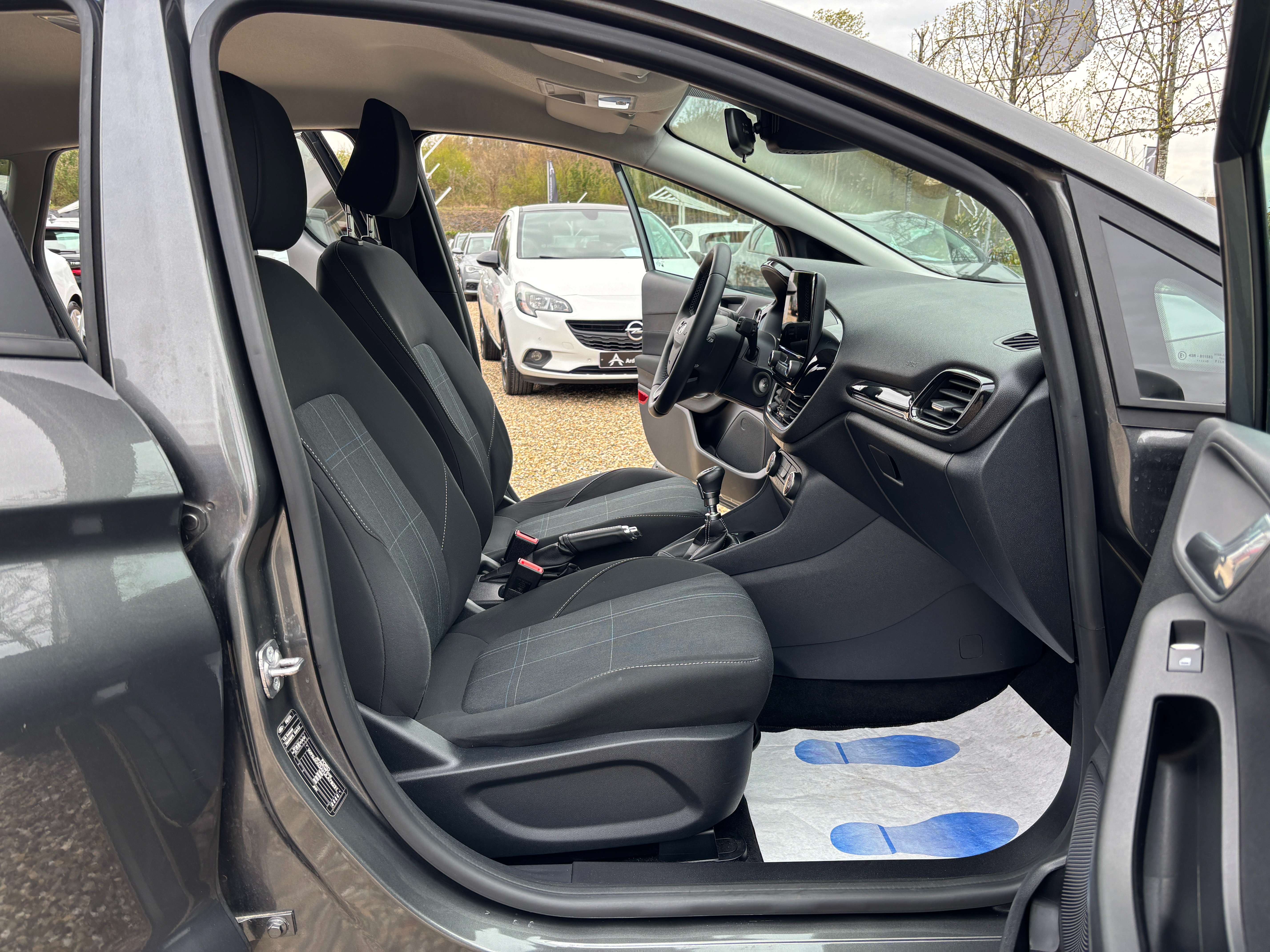 Ford Fiesta 1.0 EcoBoost *CARPLAY*VOLANT+SIEGES CHAUFFANTS*1ER PROPRIETAIRE*GARANTIE*