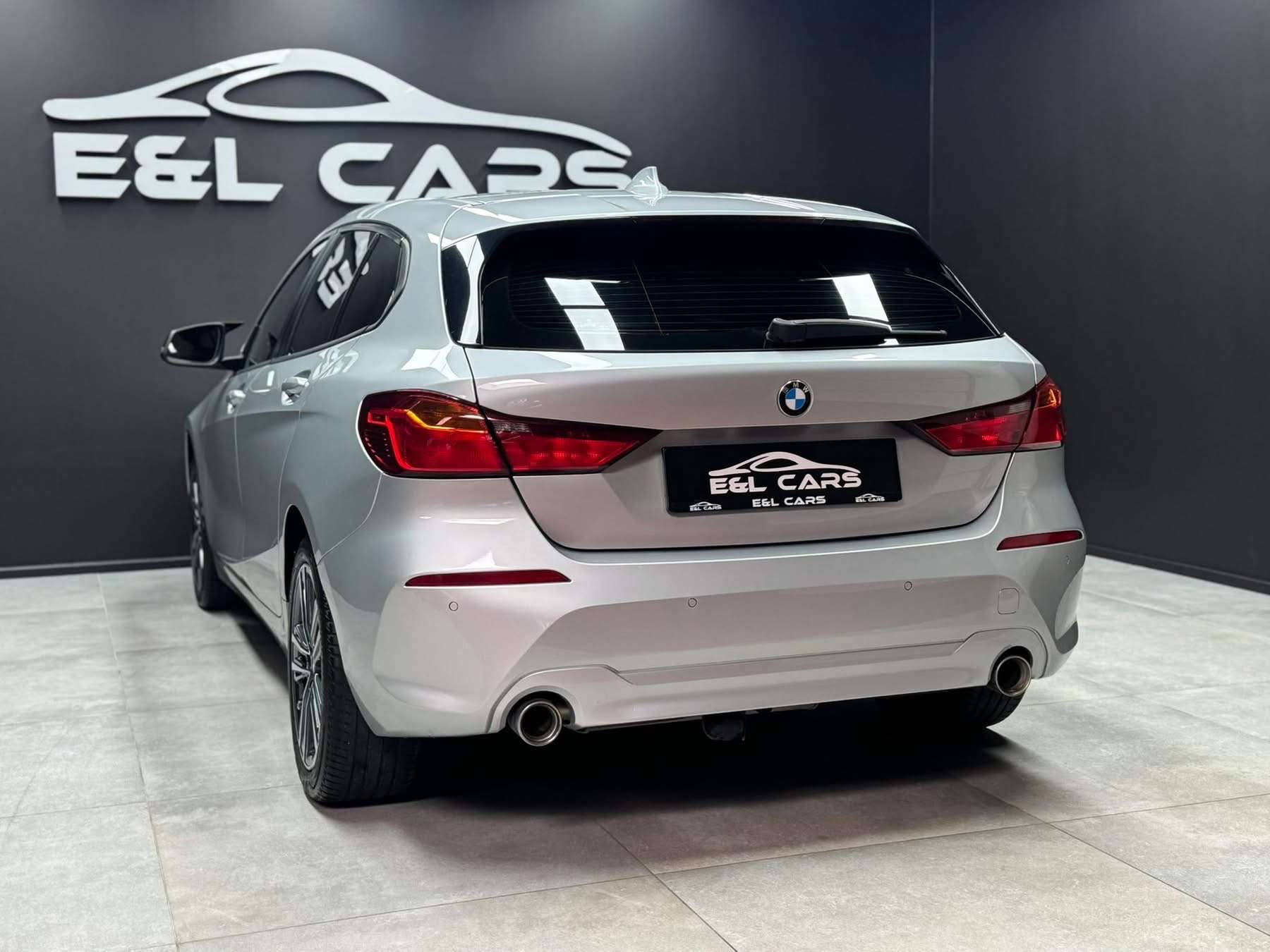 BMW 118 118 d **12 mois de garantie**