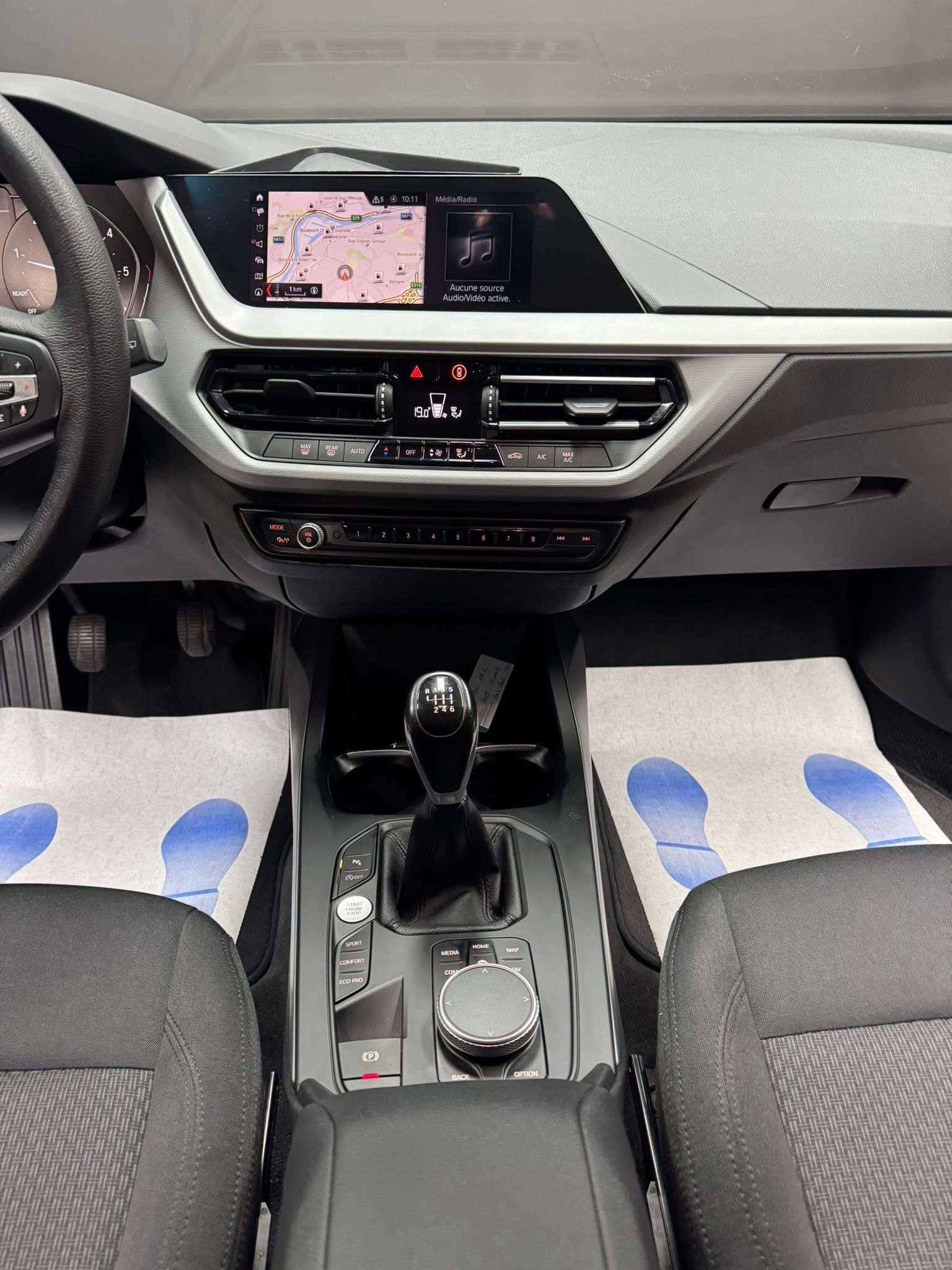 BMW 118 118 d **12 mois de garantie**