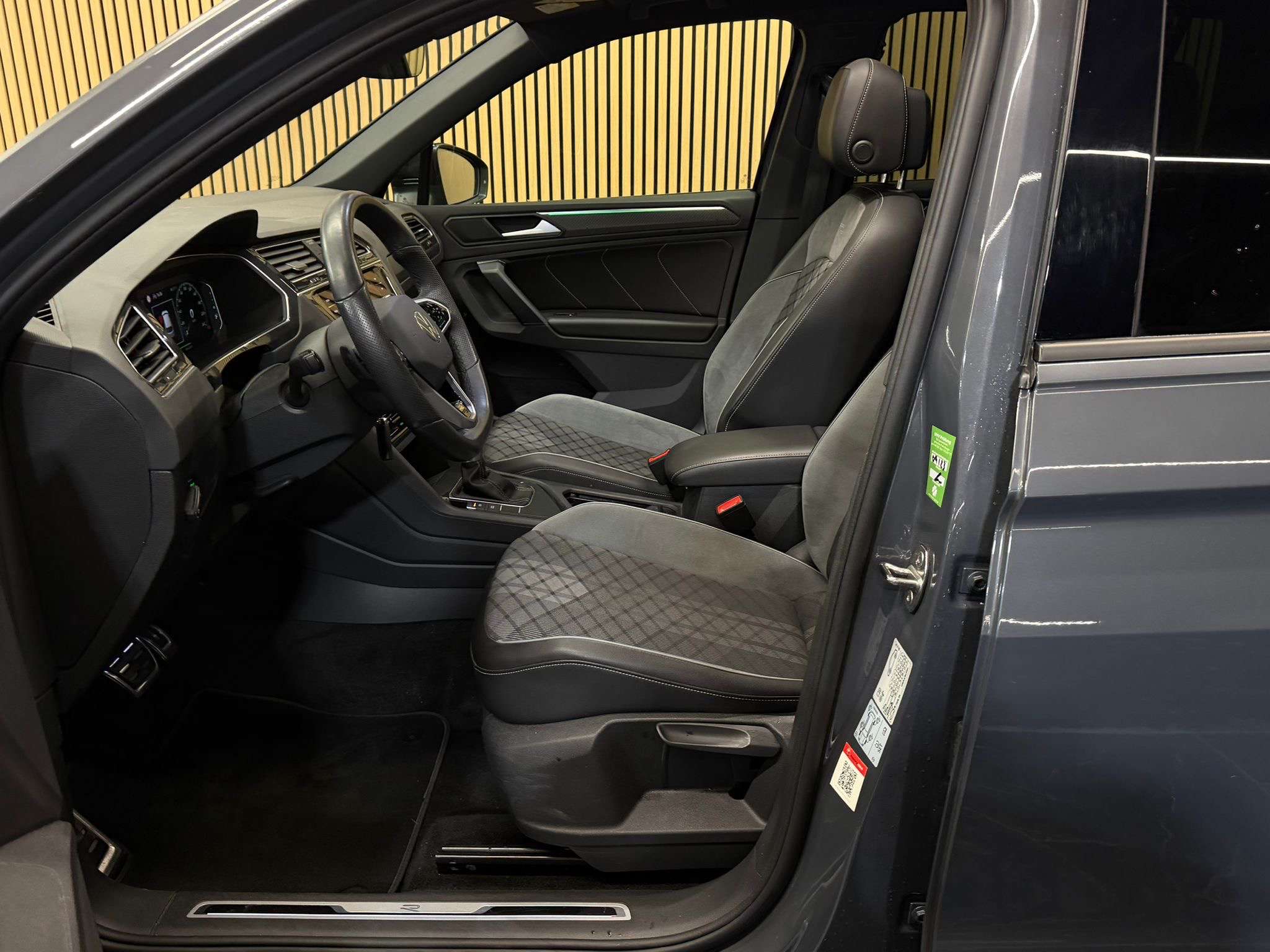 Volkswagen Tiguan 1.5 TSI R-Line * DSG * GARANTIE 12 MOIS *