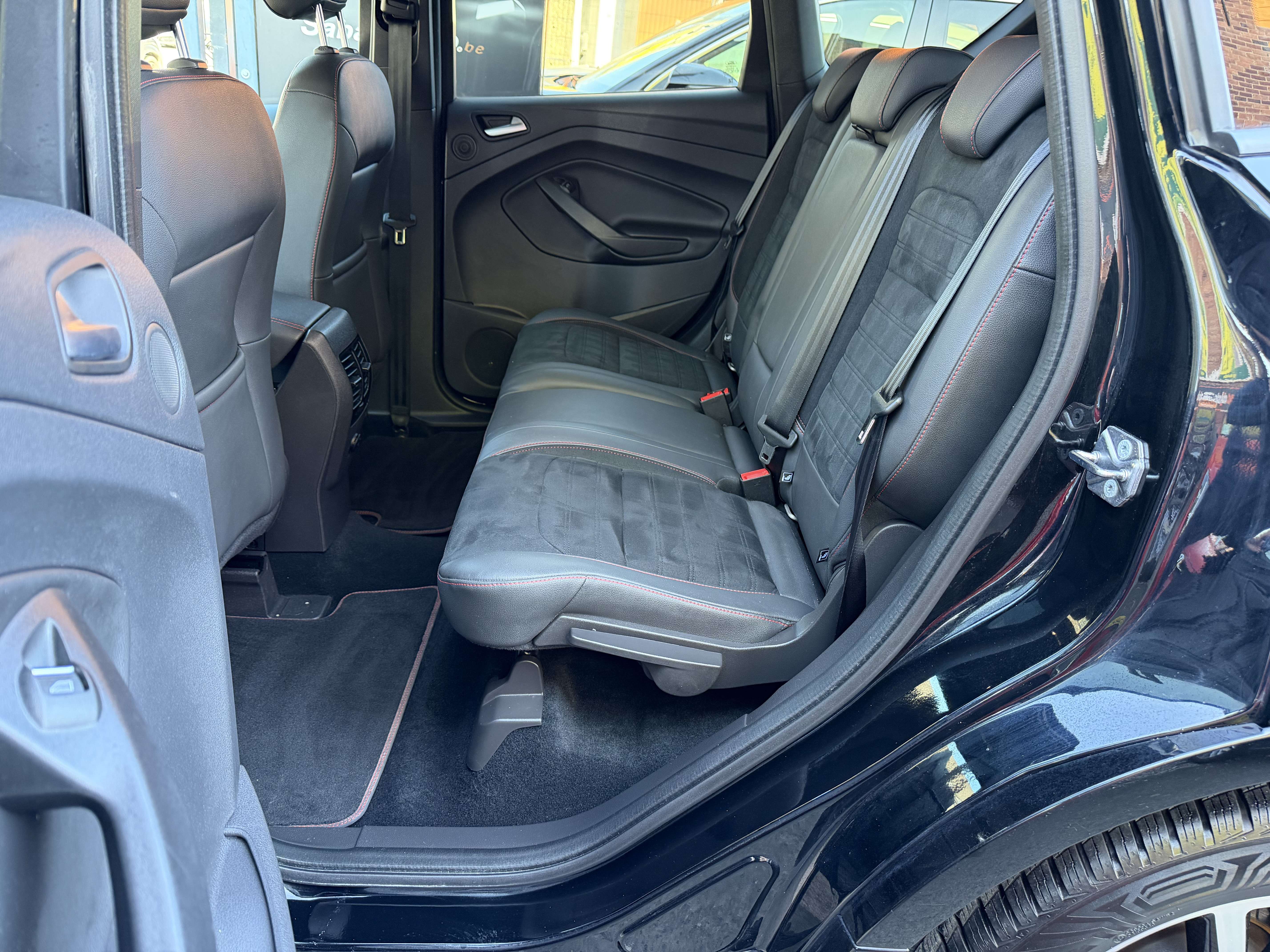 Ford Kuga Kuga 1.5 TDCi ST-Line X ° FULL OPTIONS ° GARANTI 1